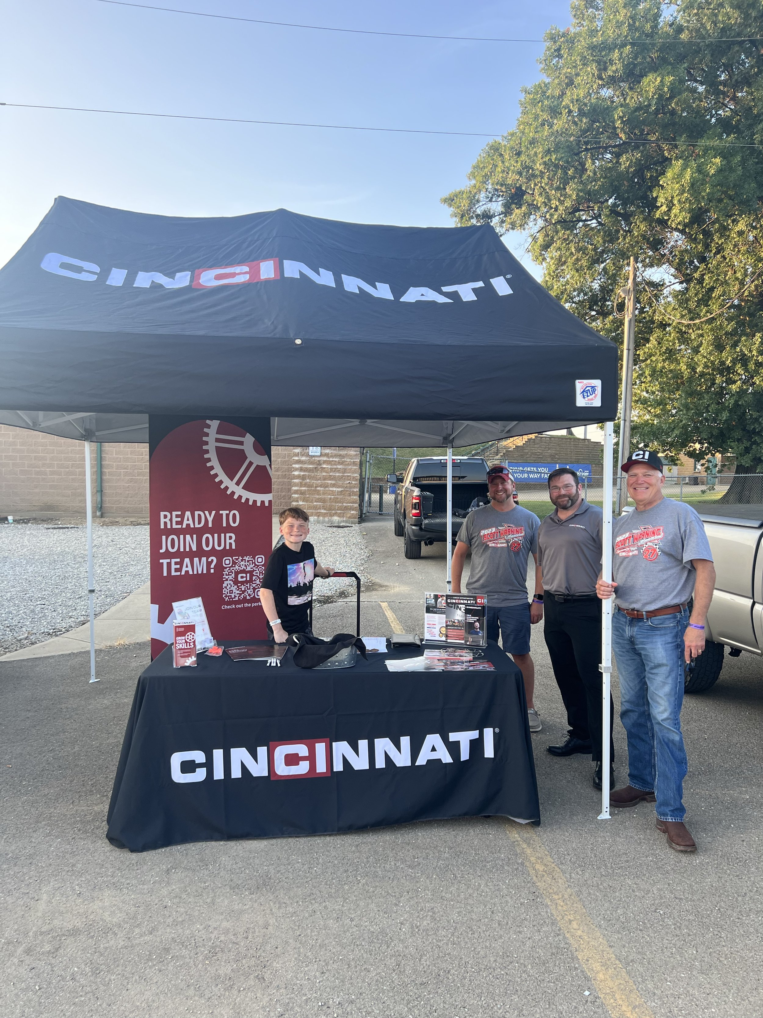  CINCINNATI Booth at event 