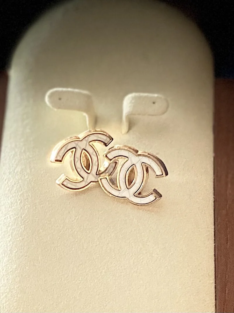 2E7EA161-99F3-4C19-B9D1-D9DC2207EC2D