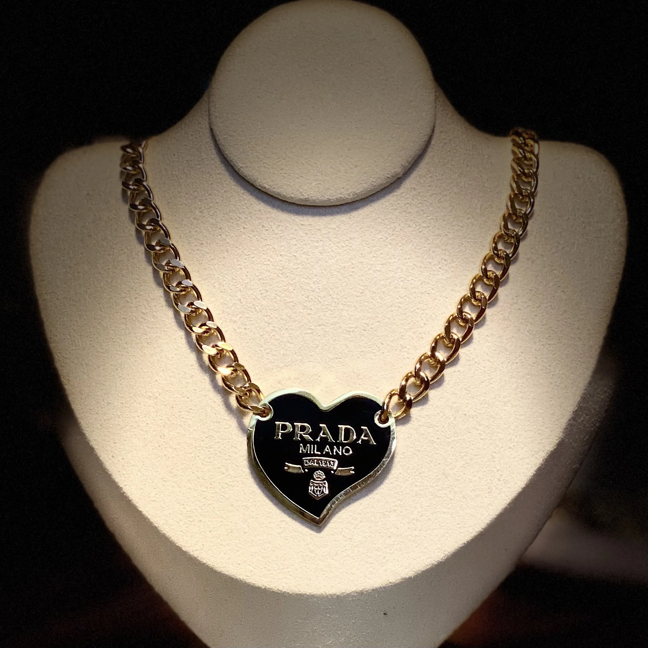 B8E62F80-519E-4EB5-9906-05EF35E412F3