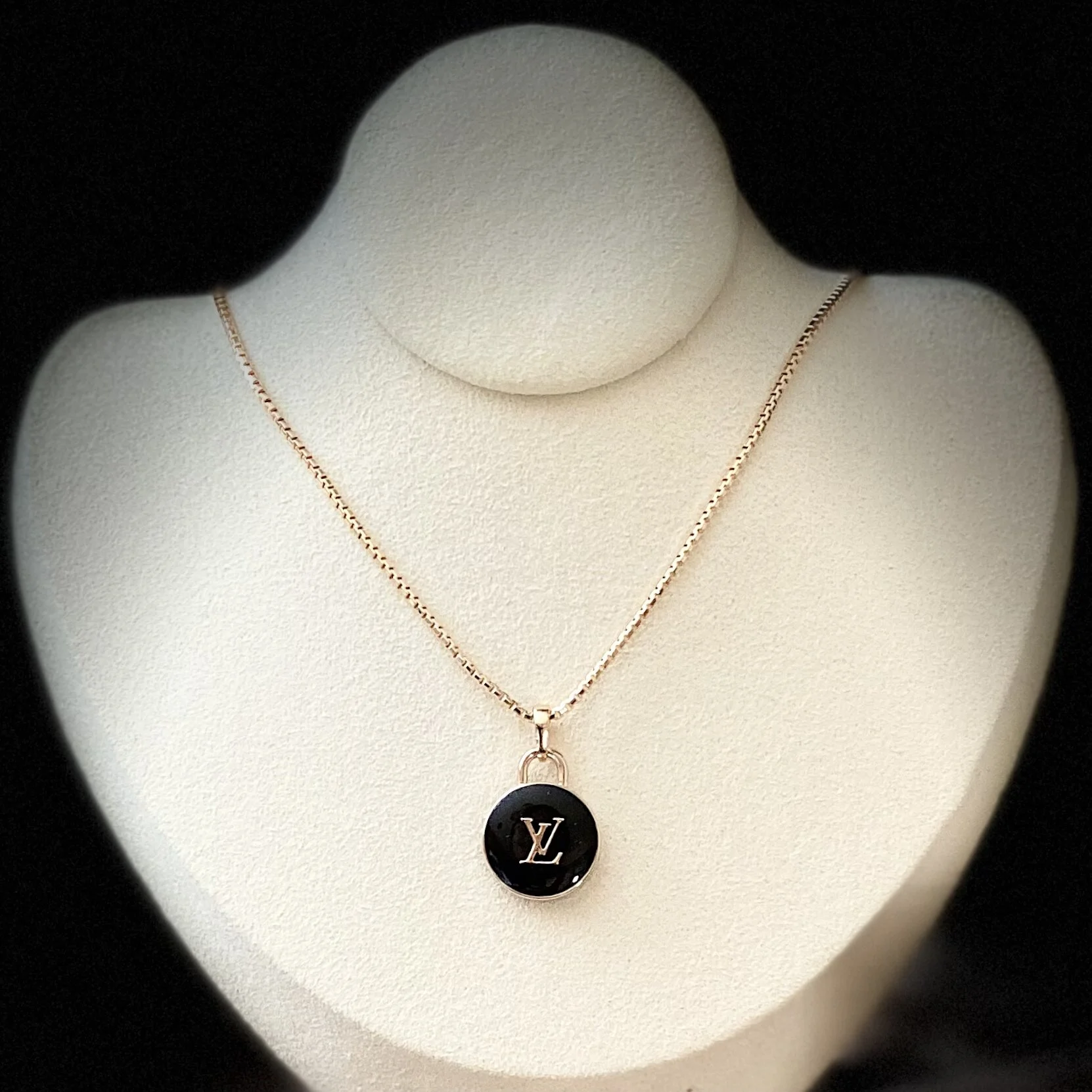 C01AA2DA-D117-49E9-B342-6C46009A2B92