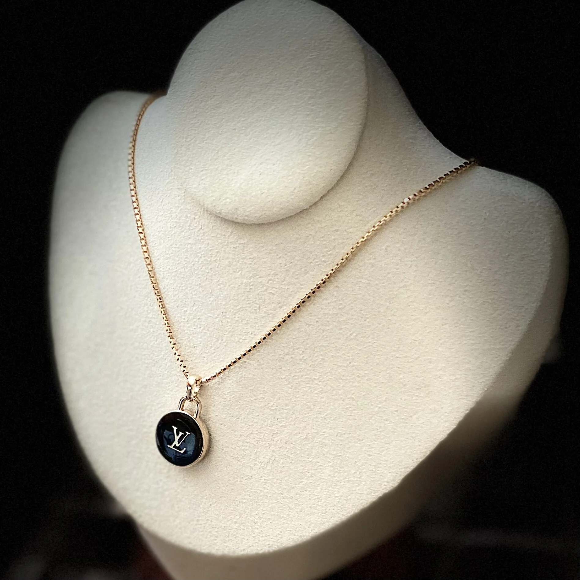 C3A8D3B2-39B0-45D1-BC96-FD66F3EA5B51