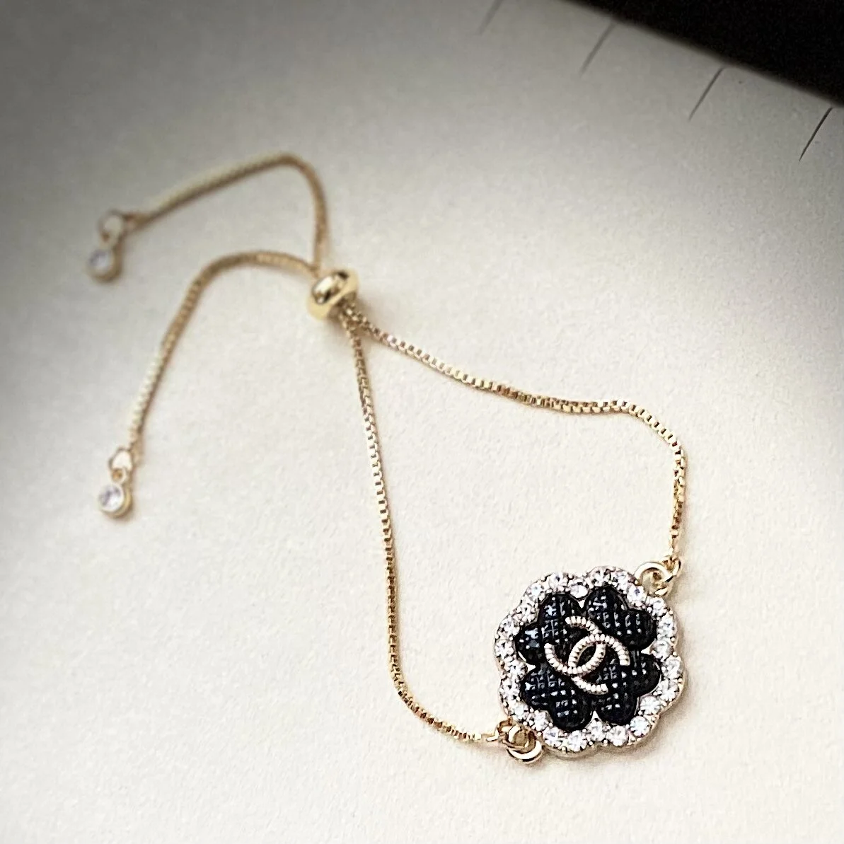 C1A20BB9-2FEB-4812-B3D7-12B3AED01807