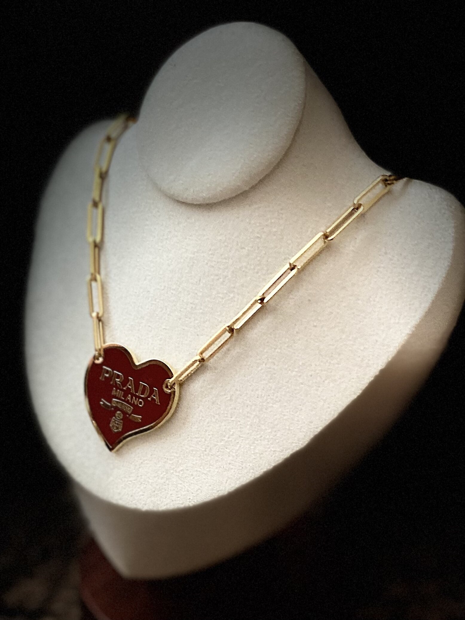 C2E60910-C5C2-4B37-9FC5-05AAF997051F