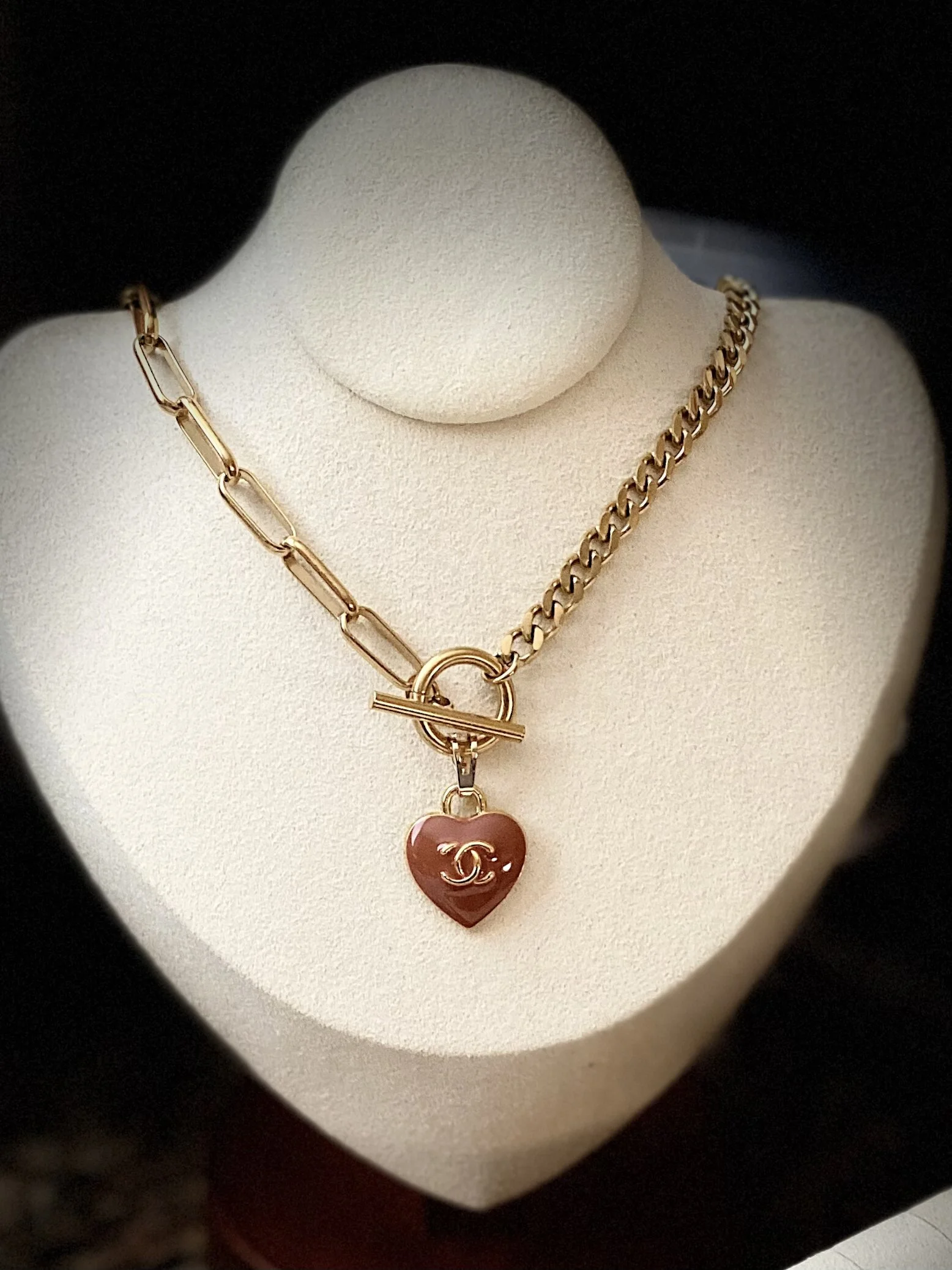 D8585C3F-C209-4E25-B08A-2DB2814E2A4F