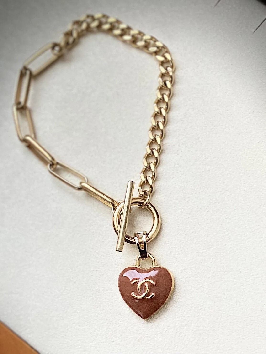 01EE02B7-3A62-49FC-96FC-D149C54617EB