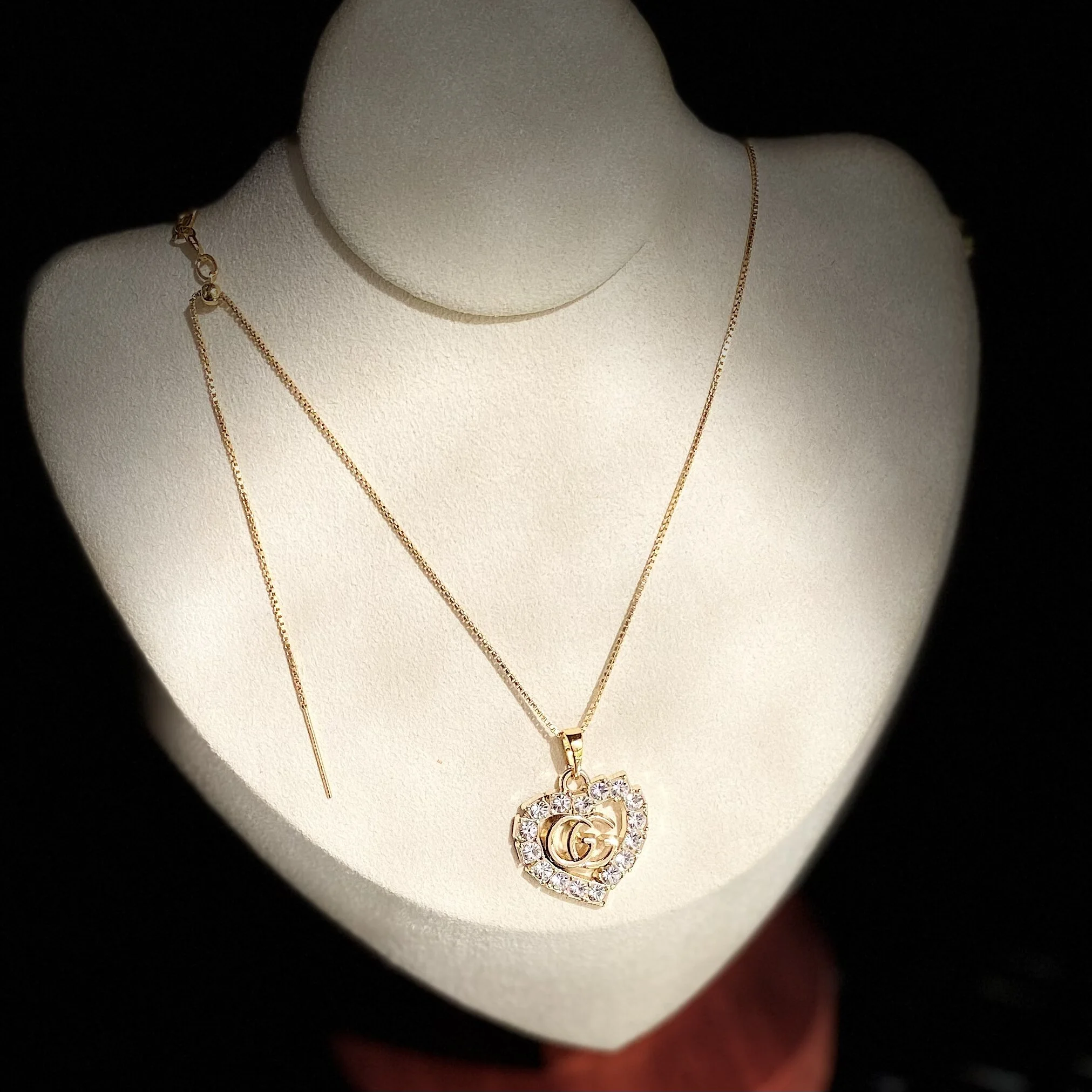 445F93E5-568E-4C5B-BAD6-8988750541CA