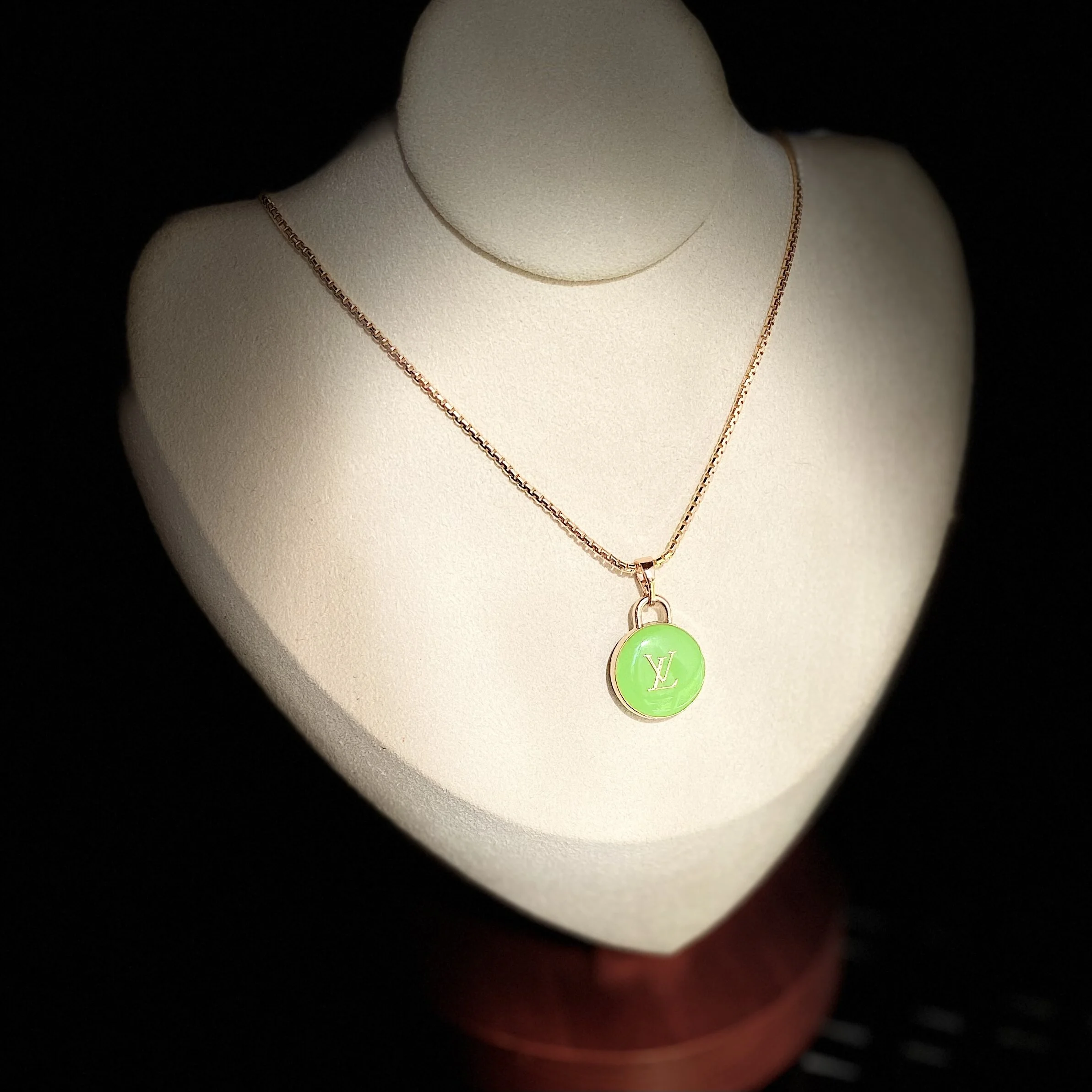 293E807A-04FC-4D6D-9322-84407A750EB3