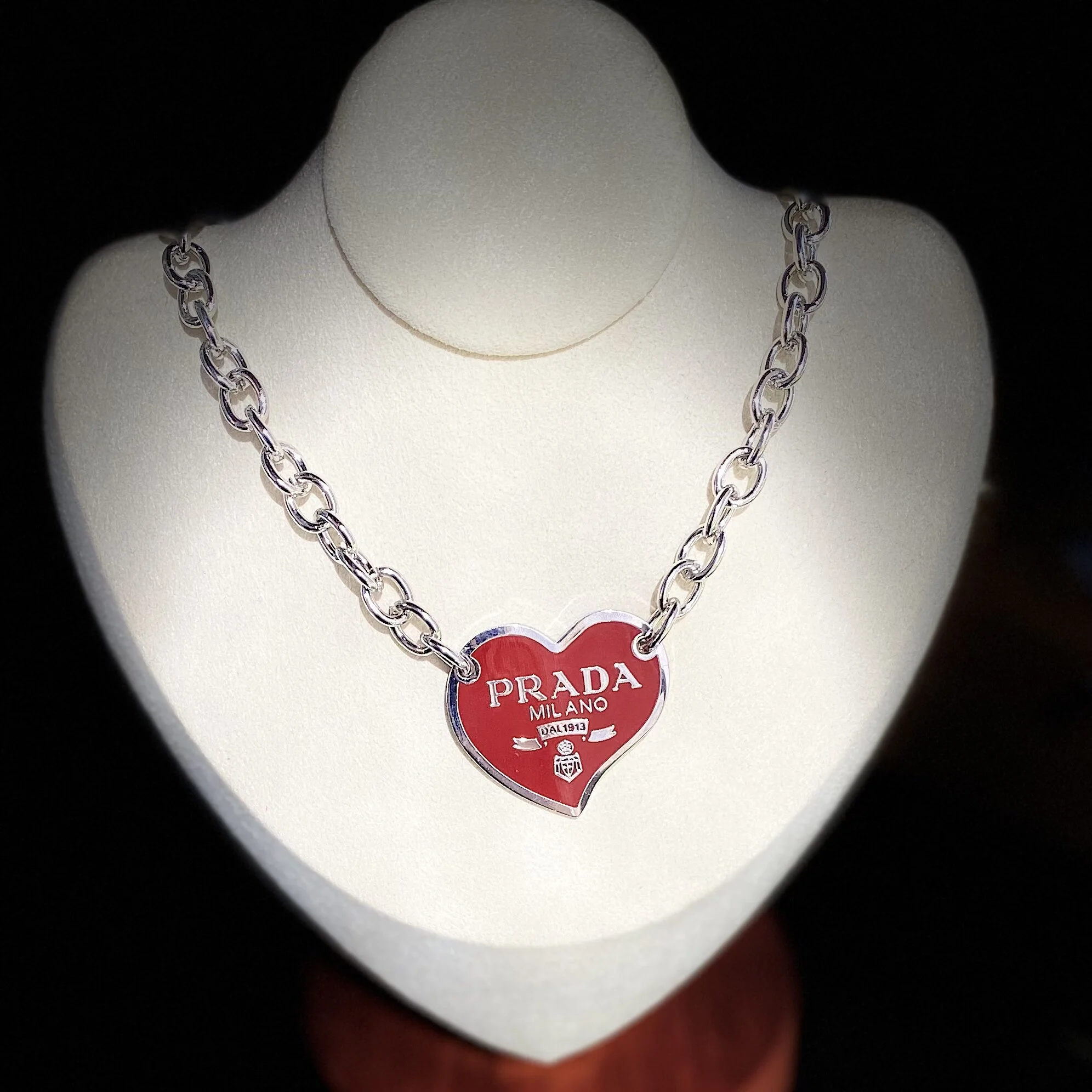 5DD84028-EC34-43D8-8226-0695E67800A6