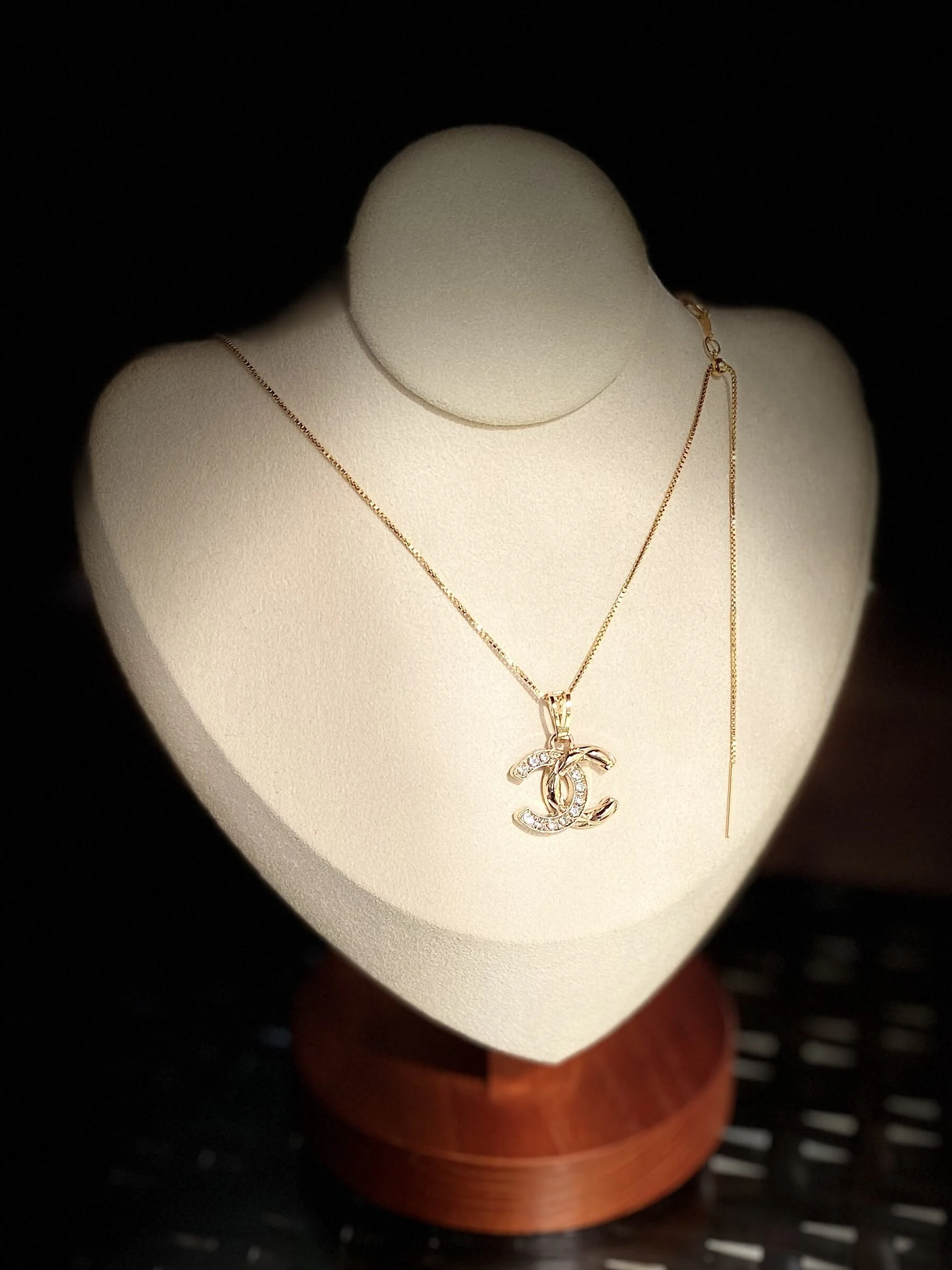 9A3203F3-E446-40A8-9E2A-B468DDD0B494