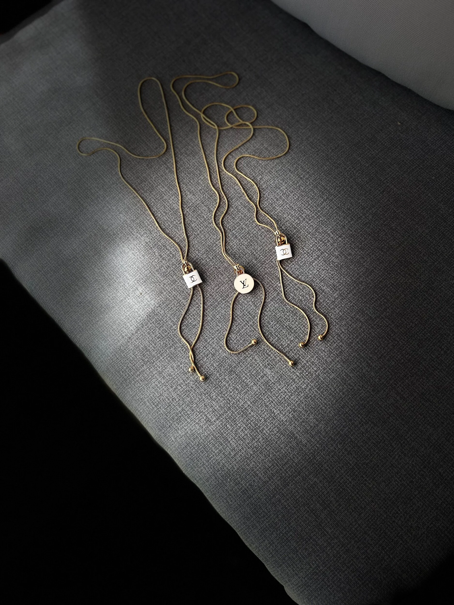 48405846-0672-48A0-81CA-BC206432B9ED