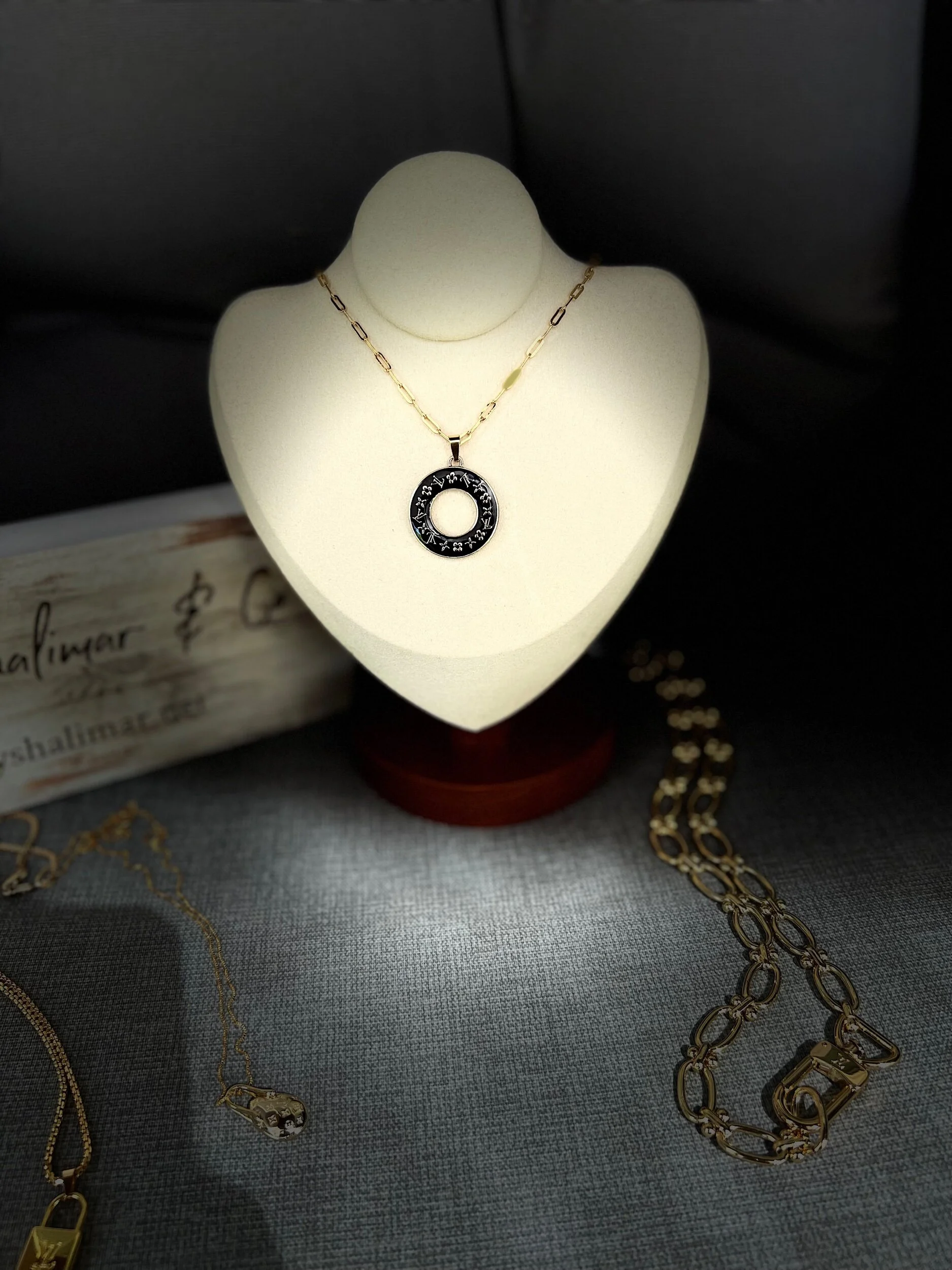 D280741F-22A6-4FD2-A2B3-714DB8C48B48