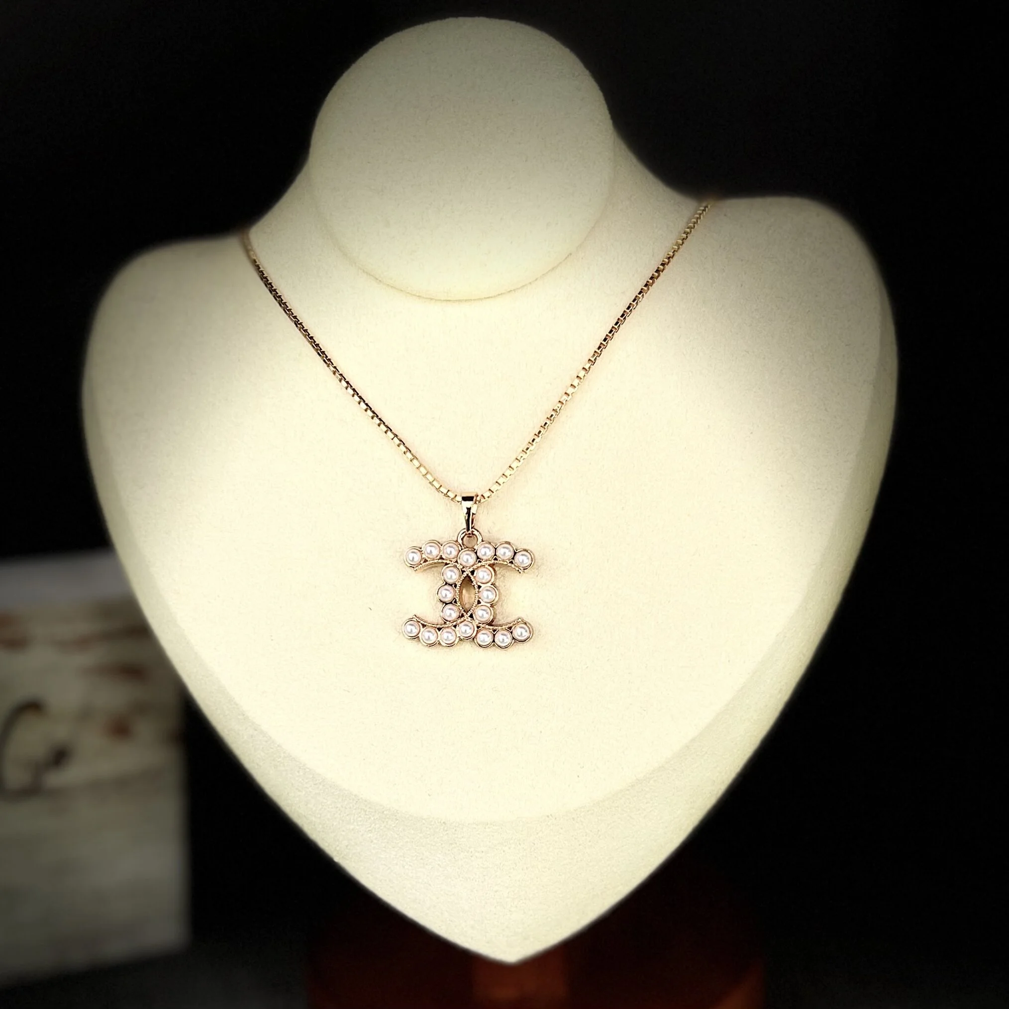 2F92F38A-B72D-431B-9CCB-FA0357CEB597