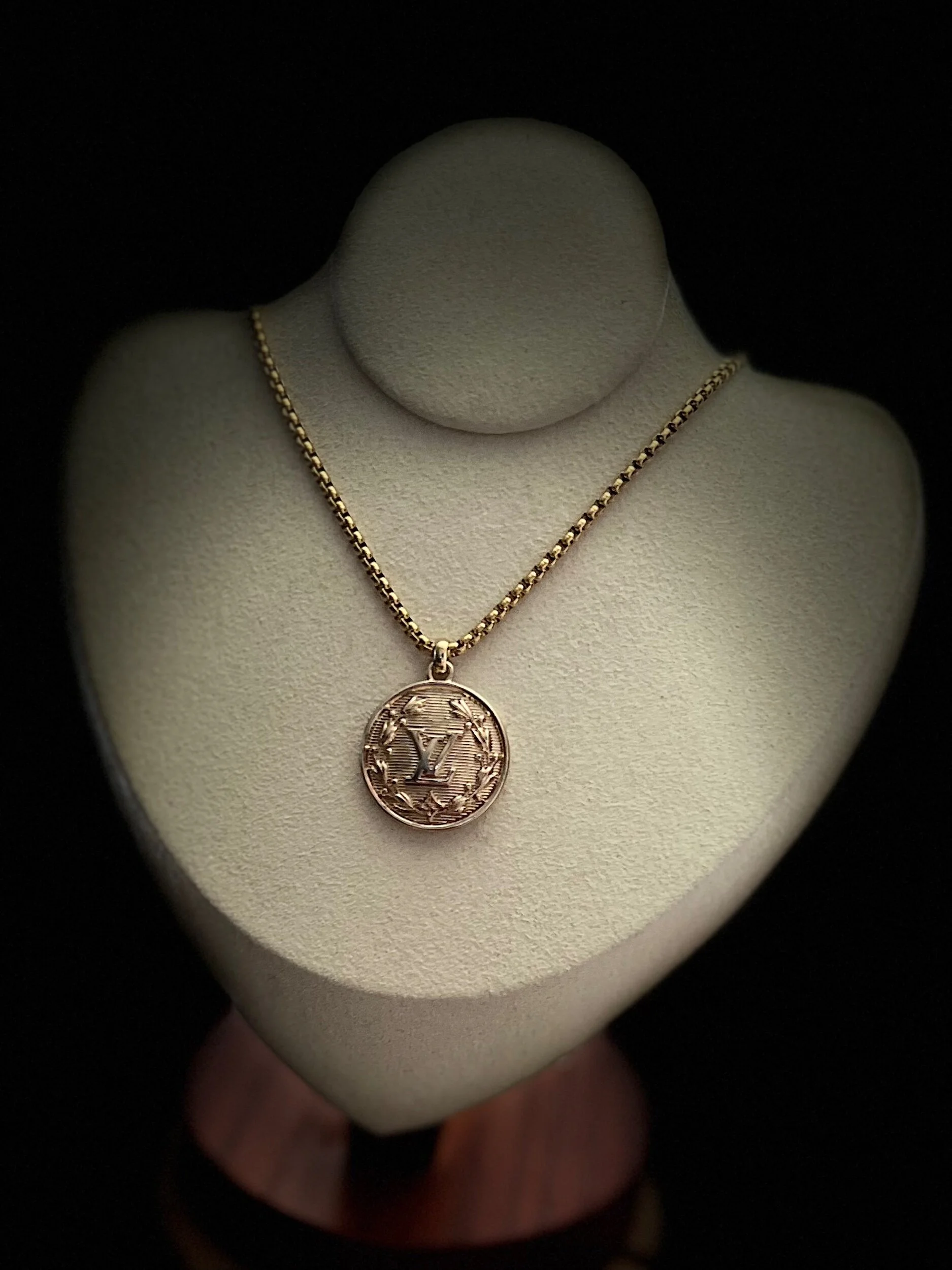 314C5F64-4FE9-43CD-8034-95B24BC8B257