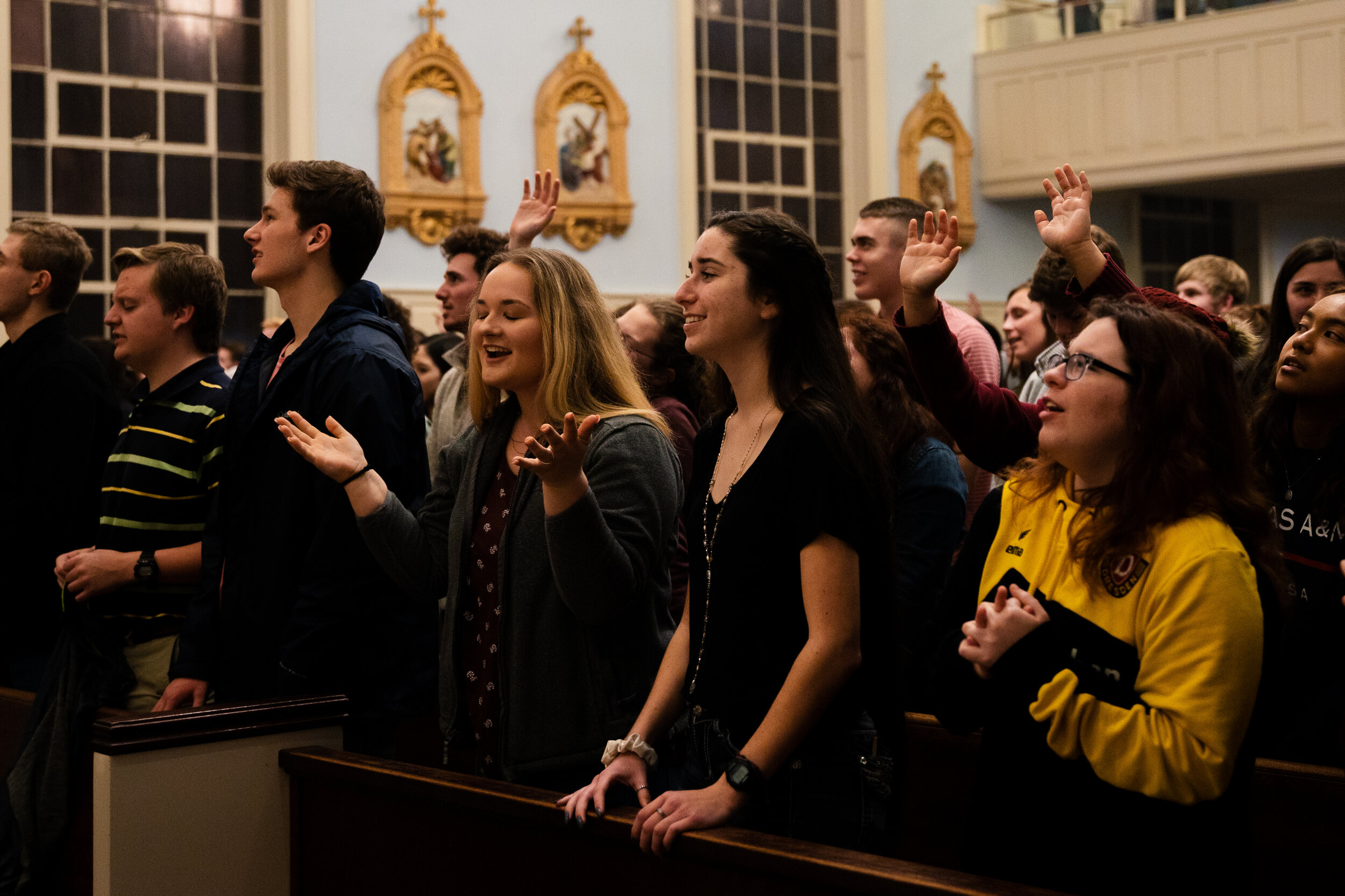 Praise and Worship at Magnify