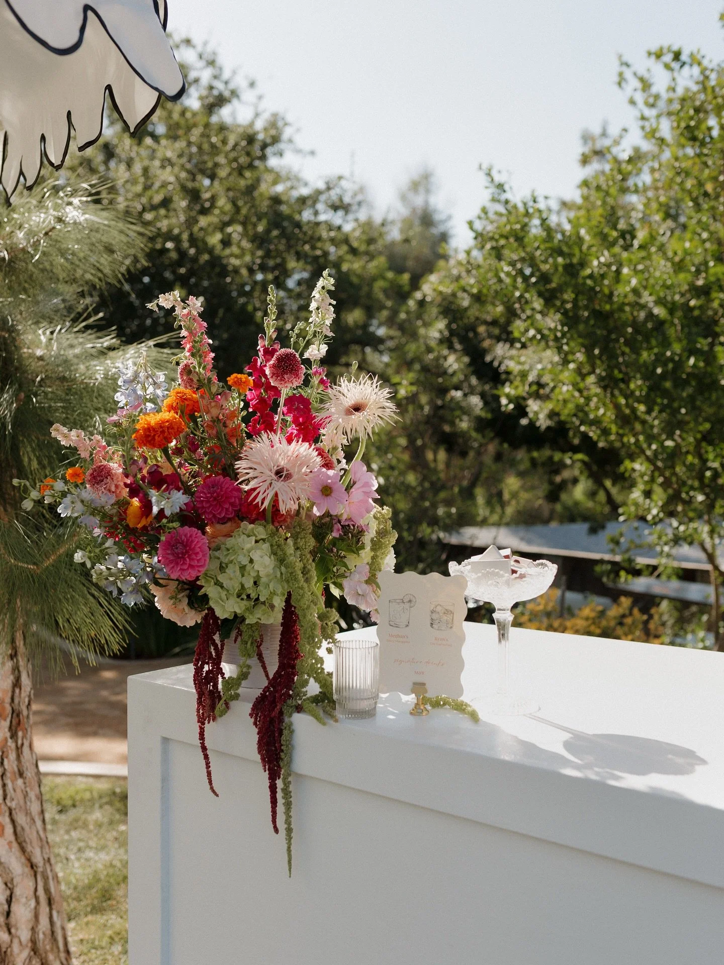 Meghan and Ryan’s colorful day in Orange County🌸
.
.
.
Vendors:
Photo: @alexagphotos 
Coordination: @wisteriaandlace 
Florals: @golden.sol.floralco 
Entertainment: @entertainmentexpressdjs 
Grazing table: @itsgraze_y 
Catering: @los.angeles.ta