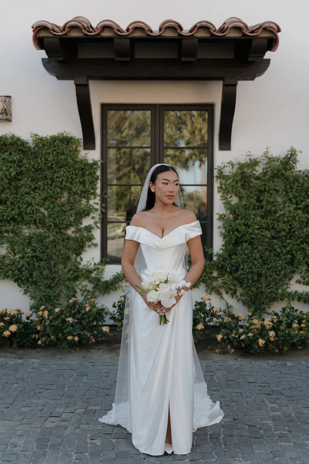A Palm Springs bride.
