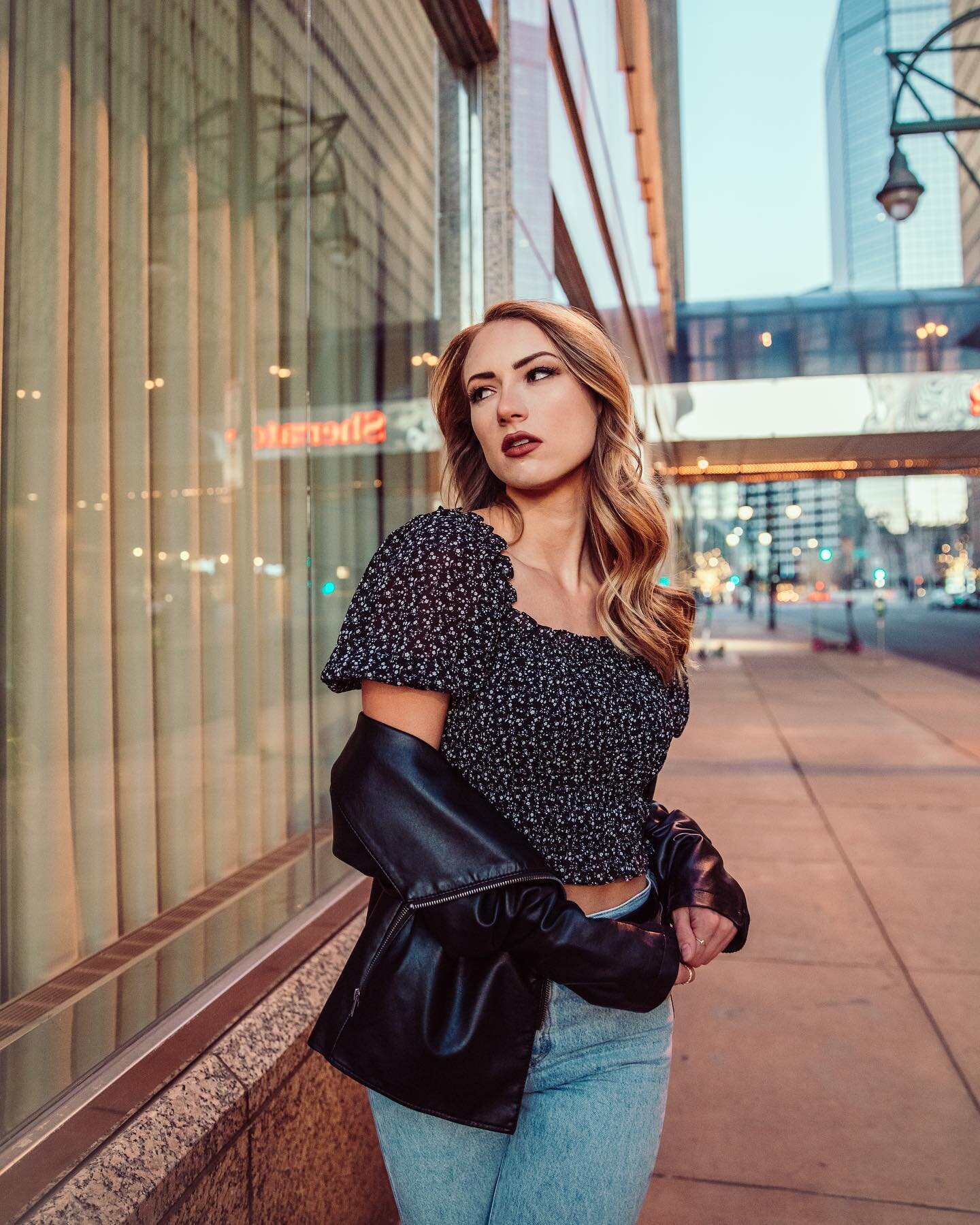 midnight stroll
Model: @sydneycosette 
.
.
.
.
.
.
.
.
.
.
#postthepeople #igportrait #instaportrait #denver #denvercreates #sundaynightmeets #colorado #moodyportraits #portraitsmag #justgoshoot #modeling #makeportraits #photooftheday #justgoshoot #d