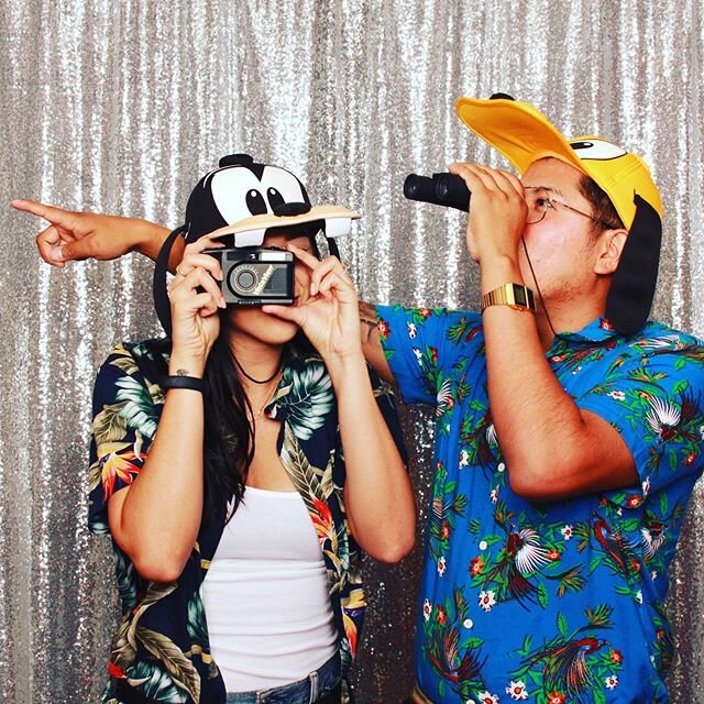 Thinking about #Halloween? What are you dressing up as? I love this couples idea #tourists .
.
.
#photo #photography #halloweencostumes #costume #pic #picture #photography #weddings #wedding #weddingwire #weddingphoto #weddingphotography #weddingwire