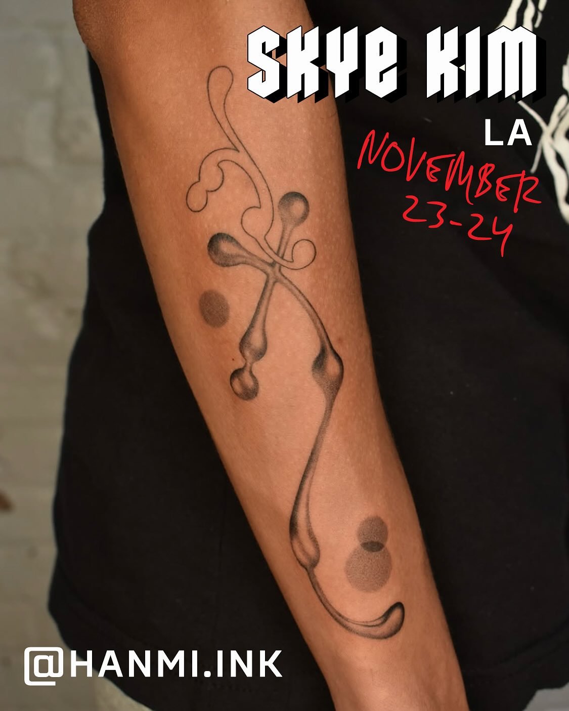 🔥GUEST ALERT🔥
@hanmi.ink is in town from LA and has time to tattoo YOU! This Monday 11/24 here at @thorns.tattoo . Swipe through for some of their rad available flash and contact them directly to book