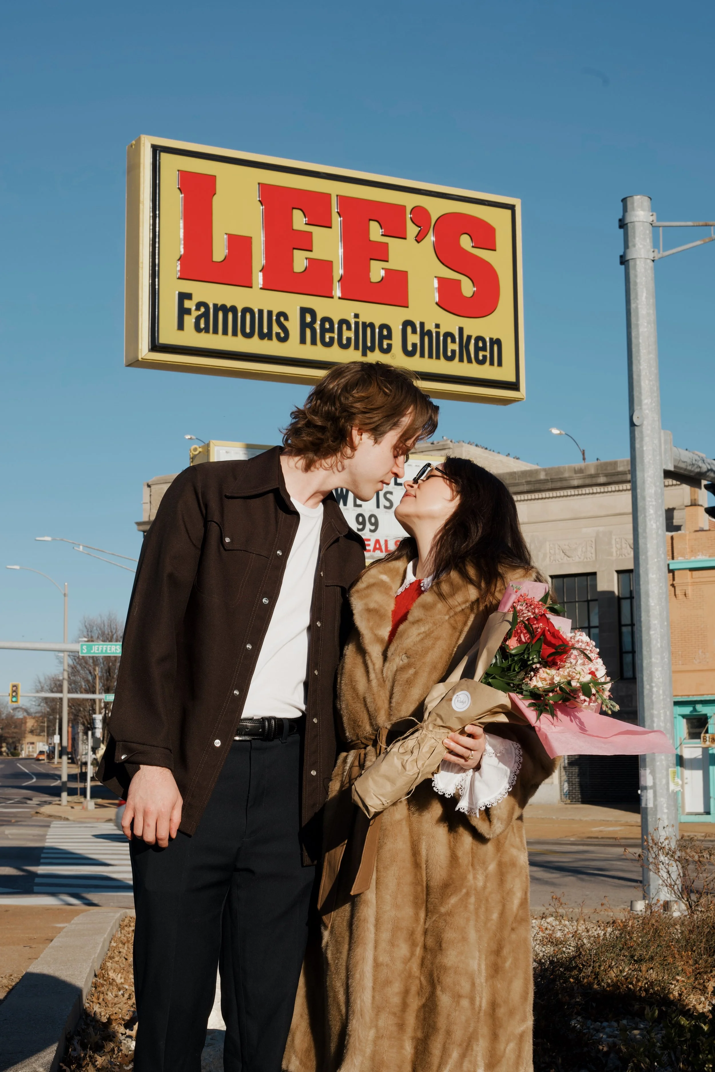 We’re taking Valentine’s Day back to 2006!