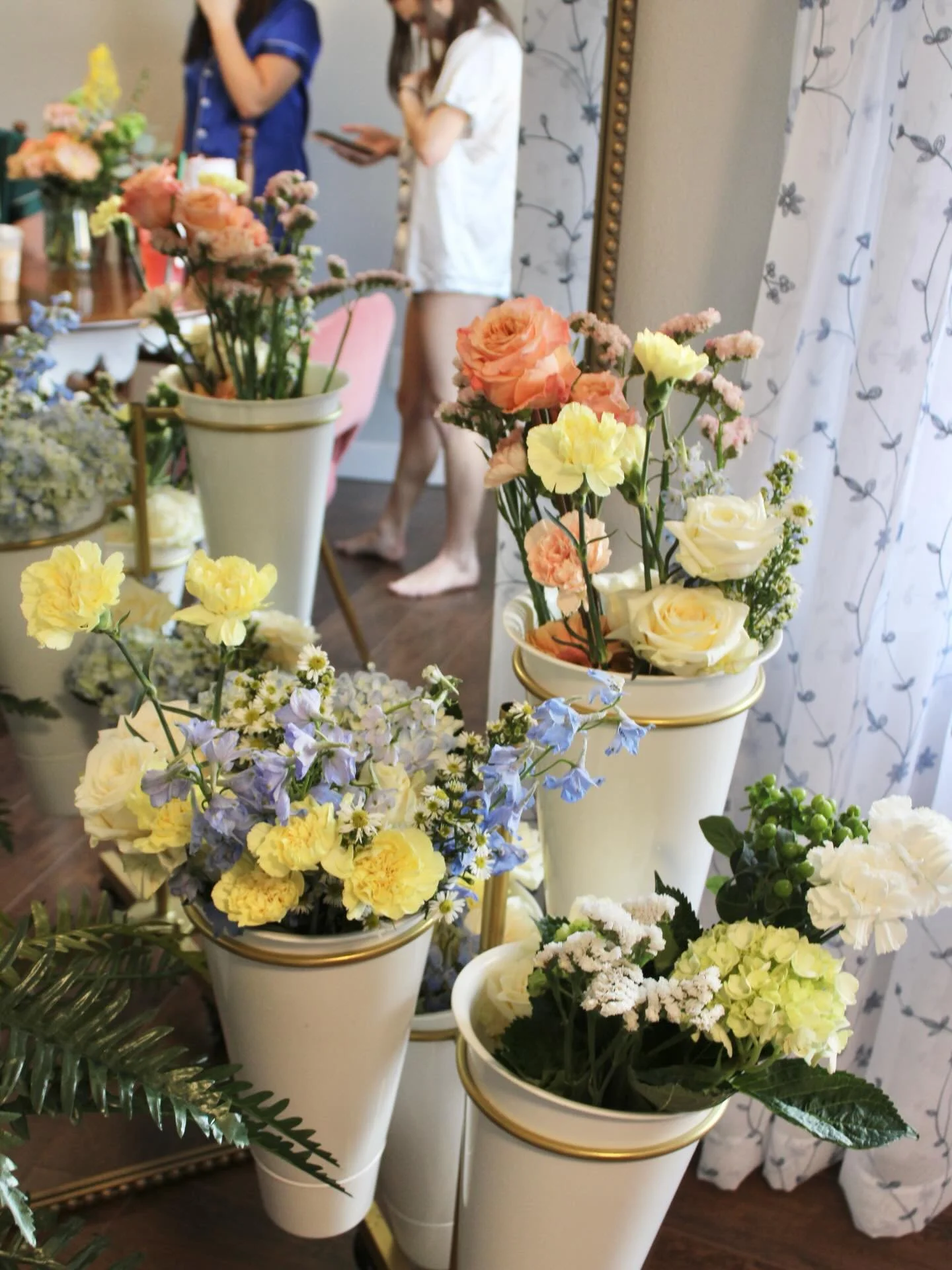 Even though we&rsquo;re weren&rsquo;t open to the public this weekend, flowers were a huge part of it. My eldest daughter had her friends over for bouquet building before their winter dance Saturday. We spent today checking out all the talent at the 