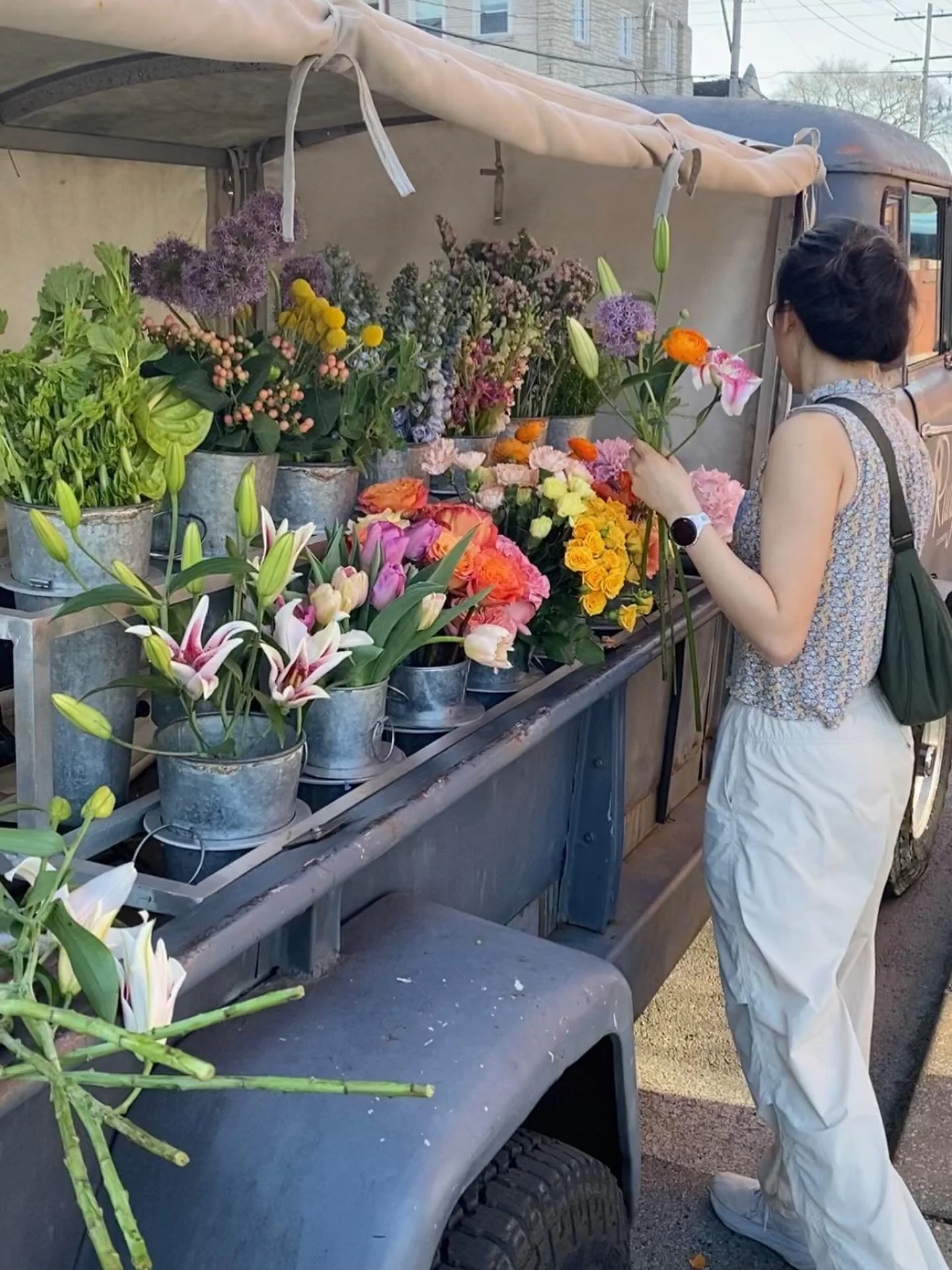 We&rsquo;re in the season of &ldquo;if you don&rsquo;t have a patio, I&rsquo;m not coming&rdquo;. Lucky for us @brasseriestl is officially opening its patio tomorrow, Wednesday, April 1st and we will be there with the flower truck 5-8. Put it on the 