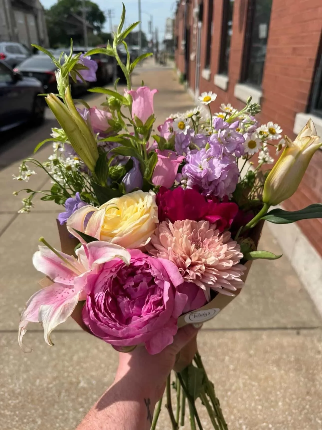 A weekend spent with flowers is a weekend well spent 💐