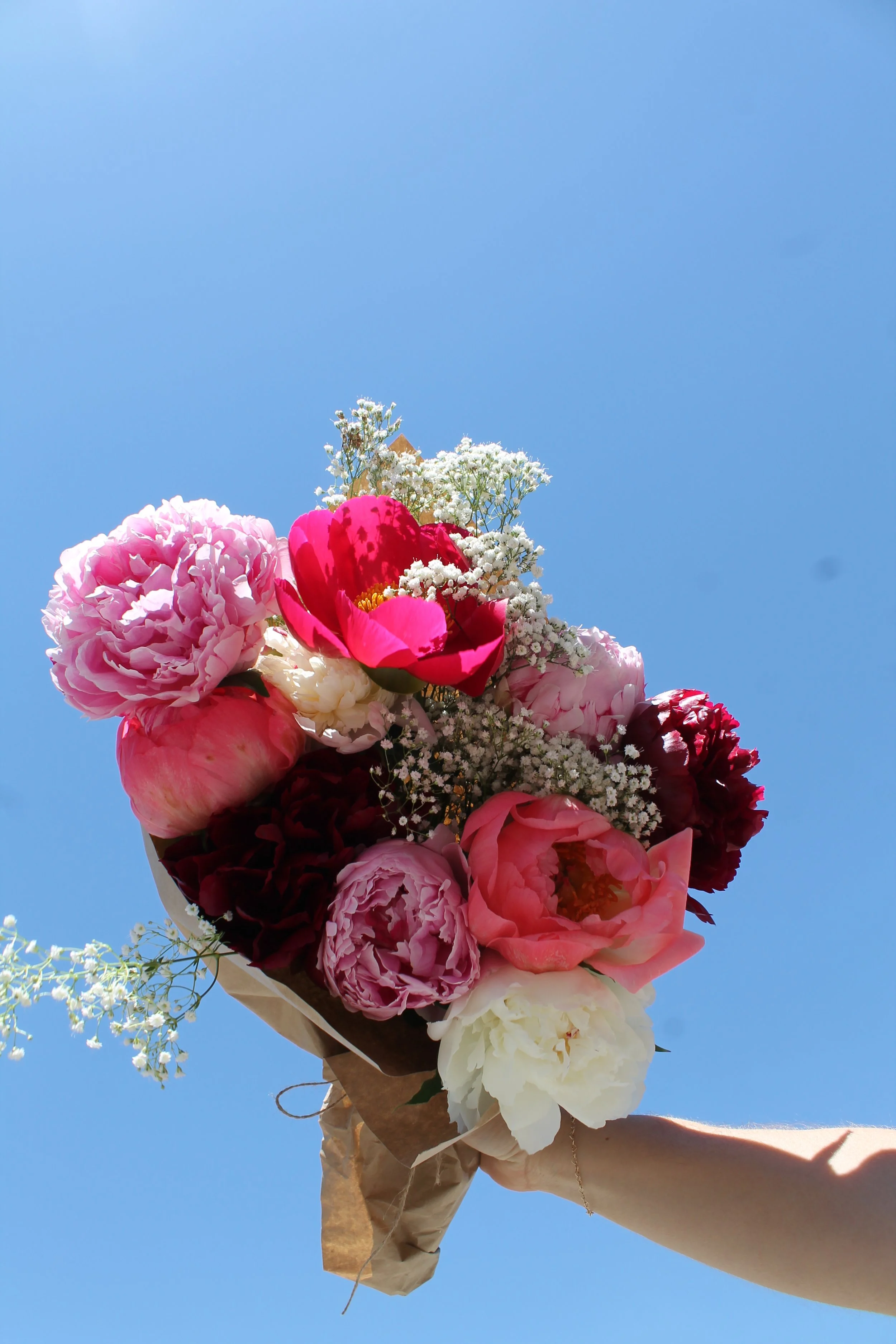 peonies in st louis, st louis peonies, peony season st louis, st louis flower delivery, st louis florist, flower delivery near me, build your own bouquet, flower truck near me, flower truck st louis