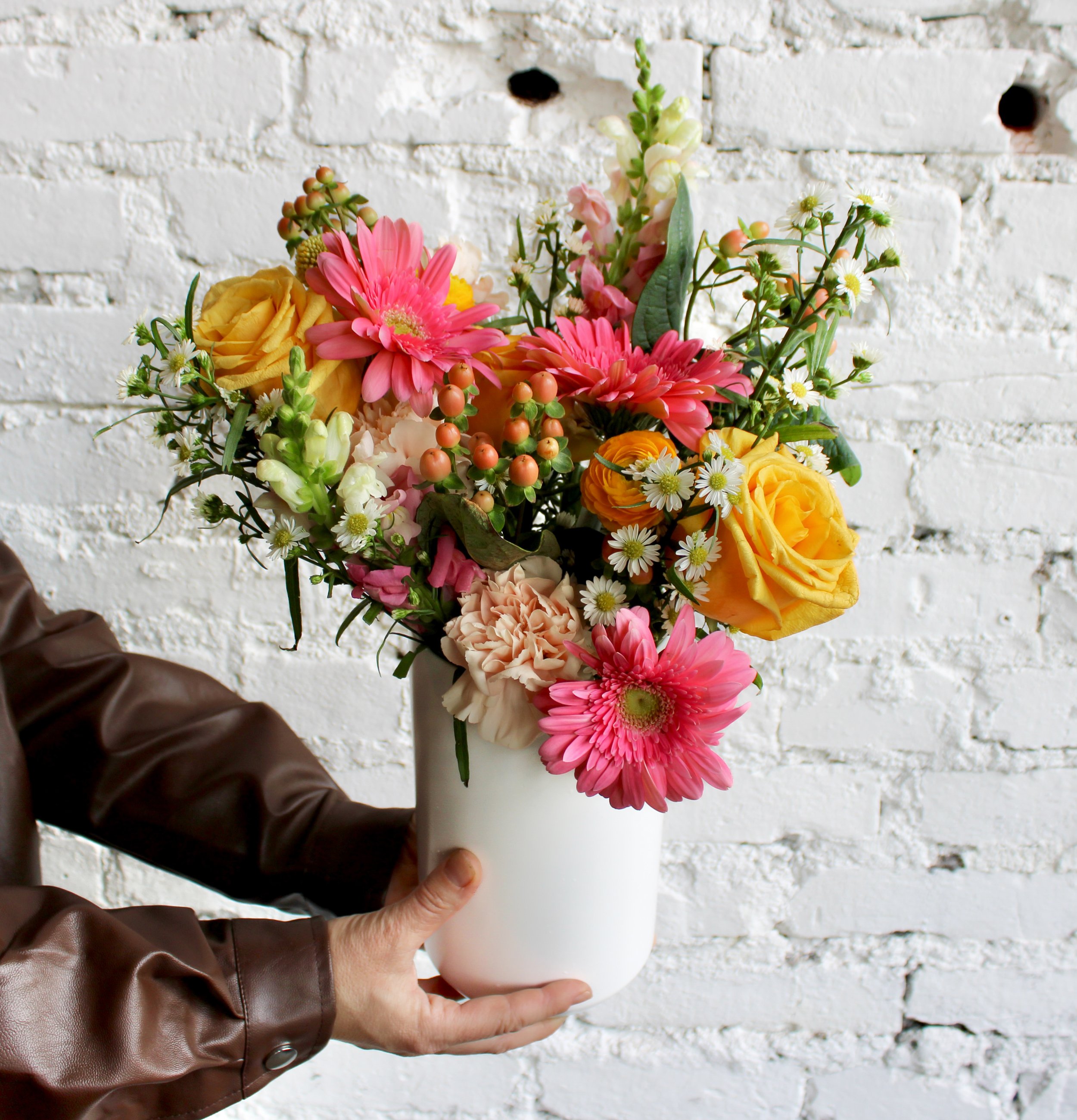 cheery double vase.jpg