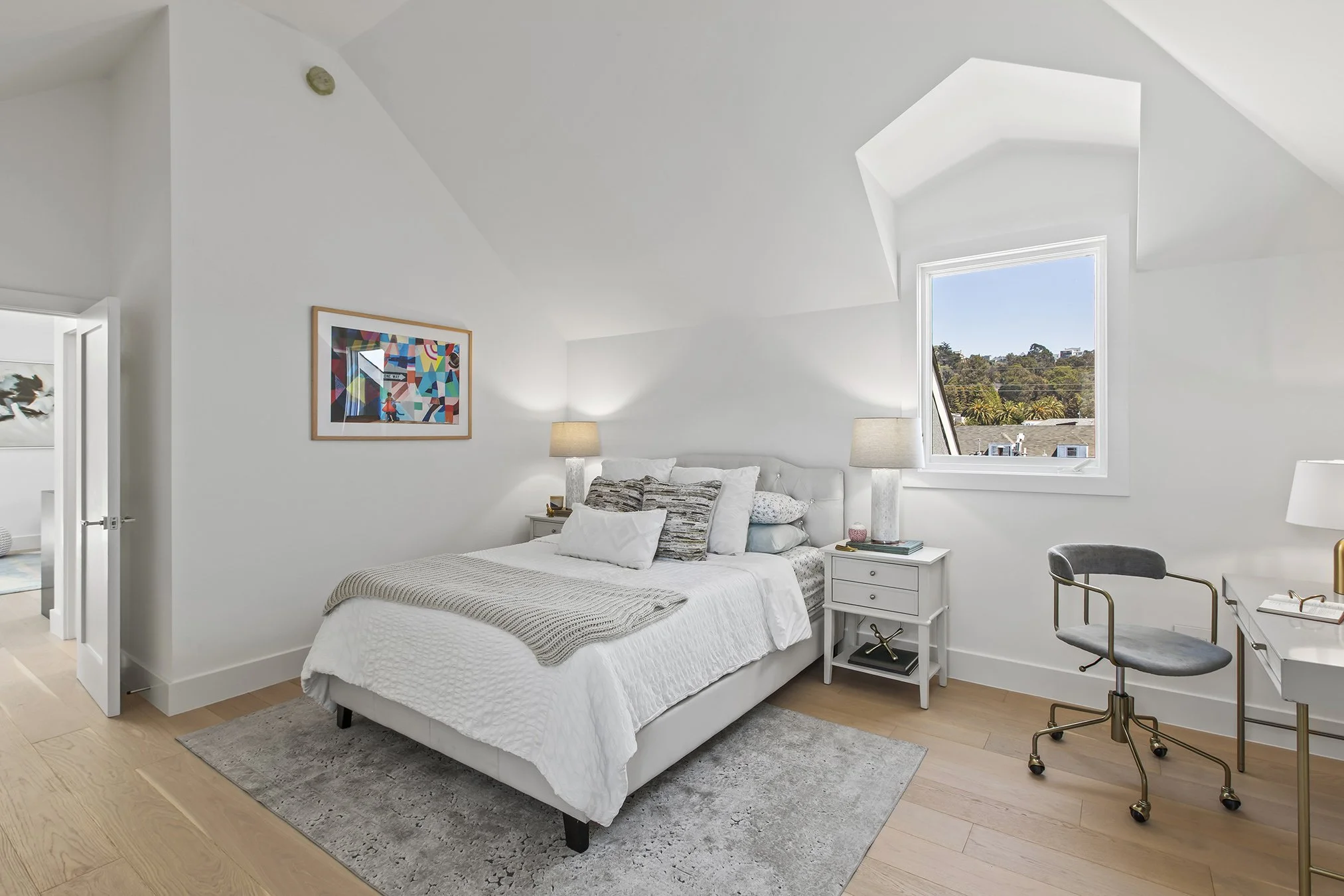 2703_21st 1BR3.jpg