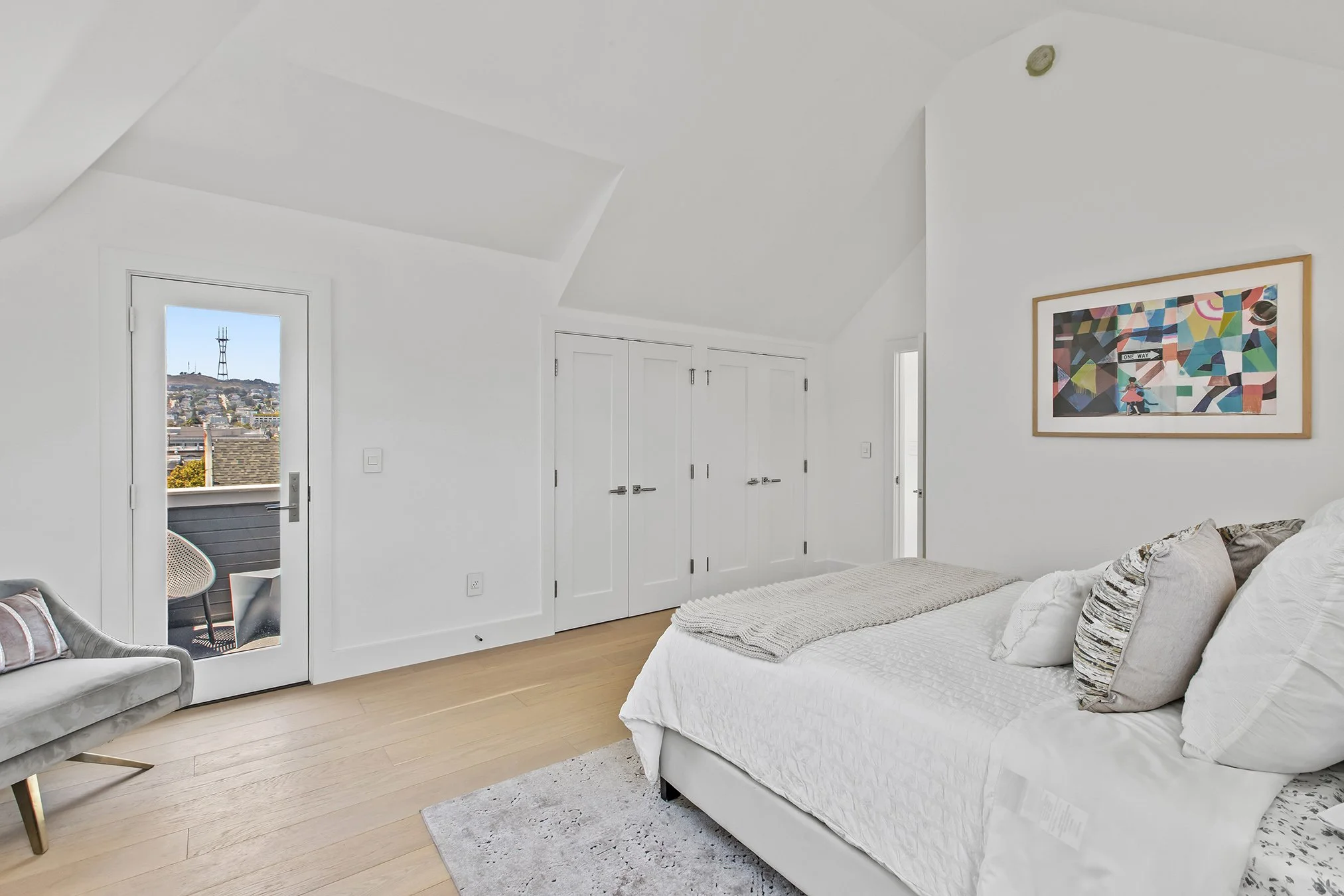 2703_21st 1BR2.jpg