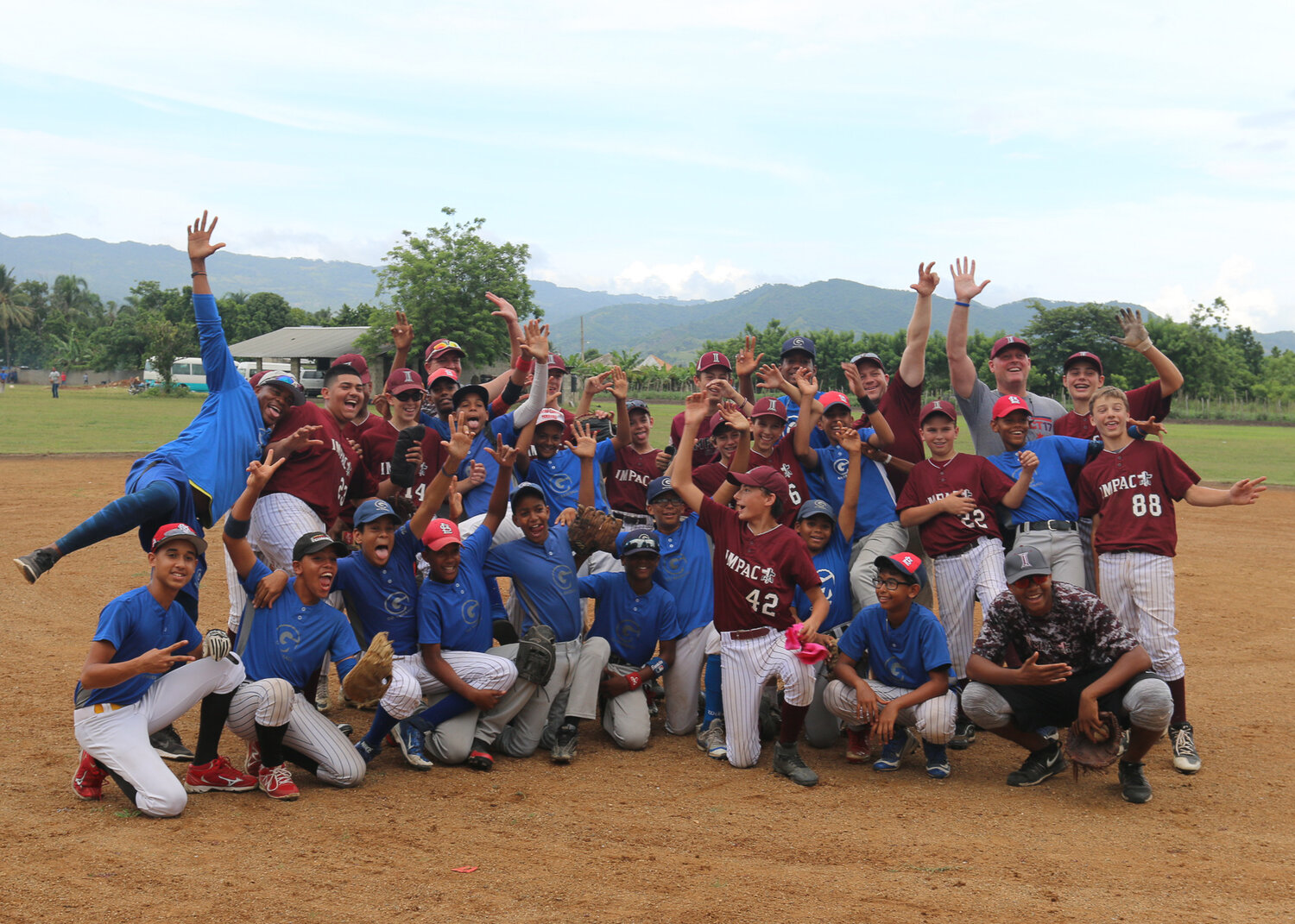 UofL Baseball goes to the Dominican Republic for games and community service