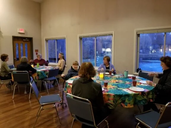 womens-retreat-dinner.jpg