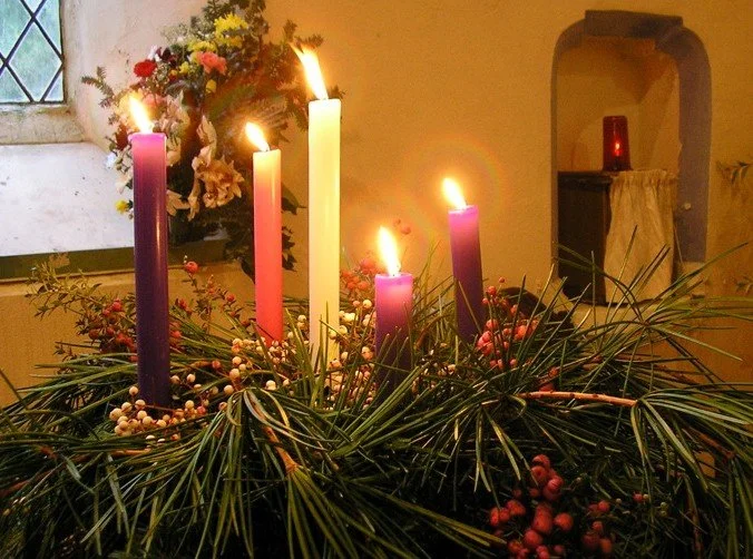Make an Advent Wreath for Your Home