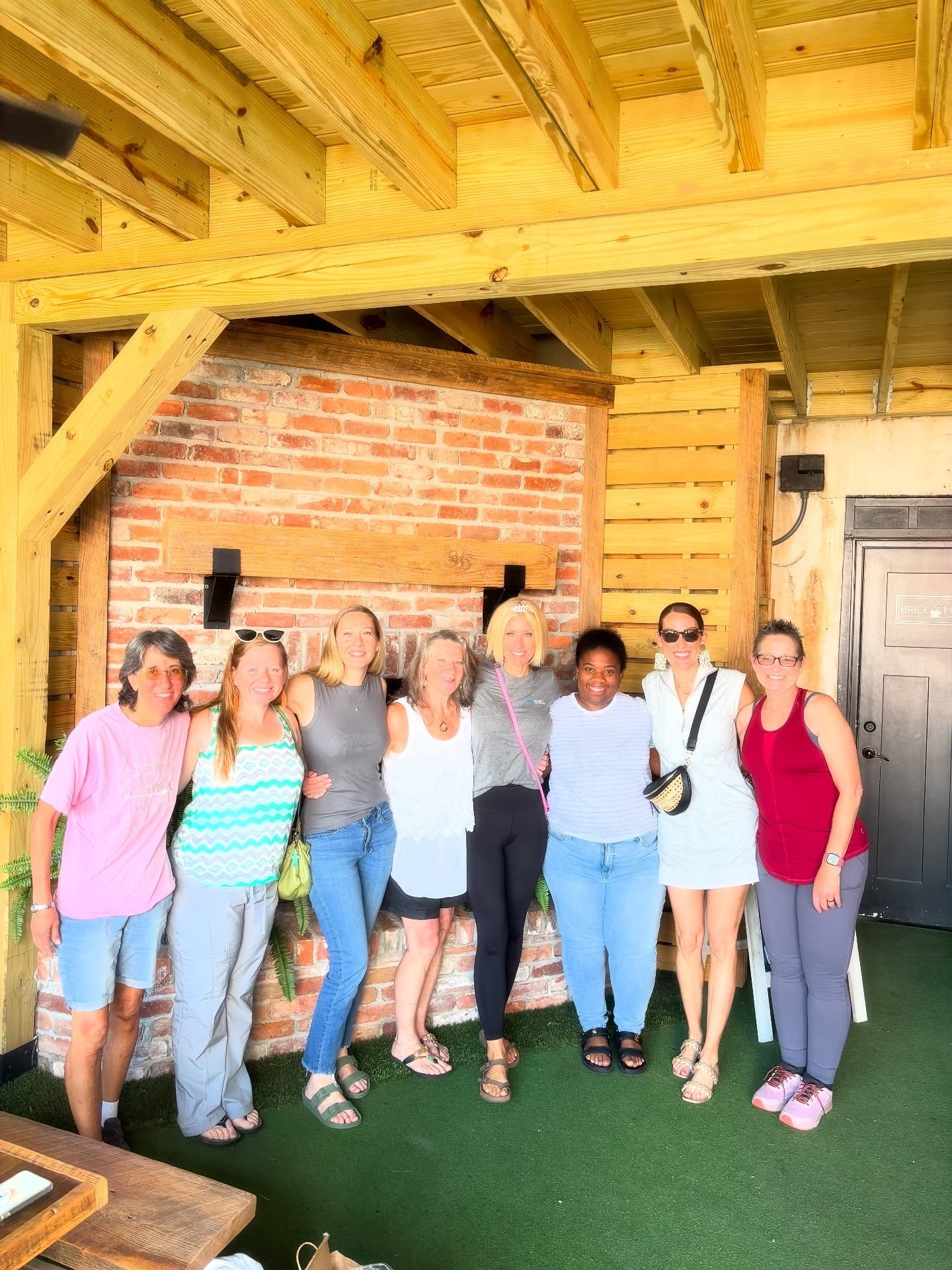 Saturday morning was a sweet time as Defend mamas popped in to say goodbye to Ashley before she heads West. We are so thankful for these last opportunities to bask in her presence 🥰