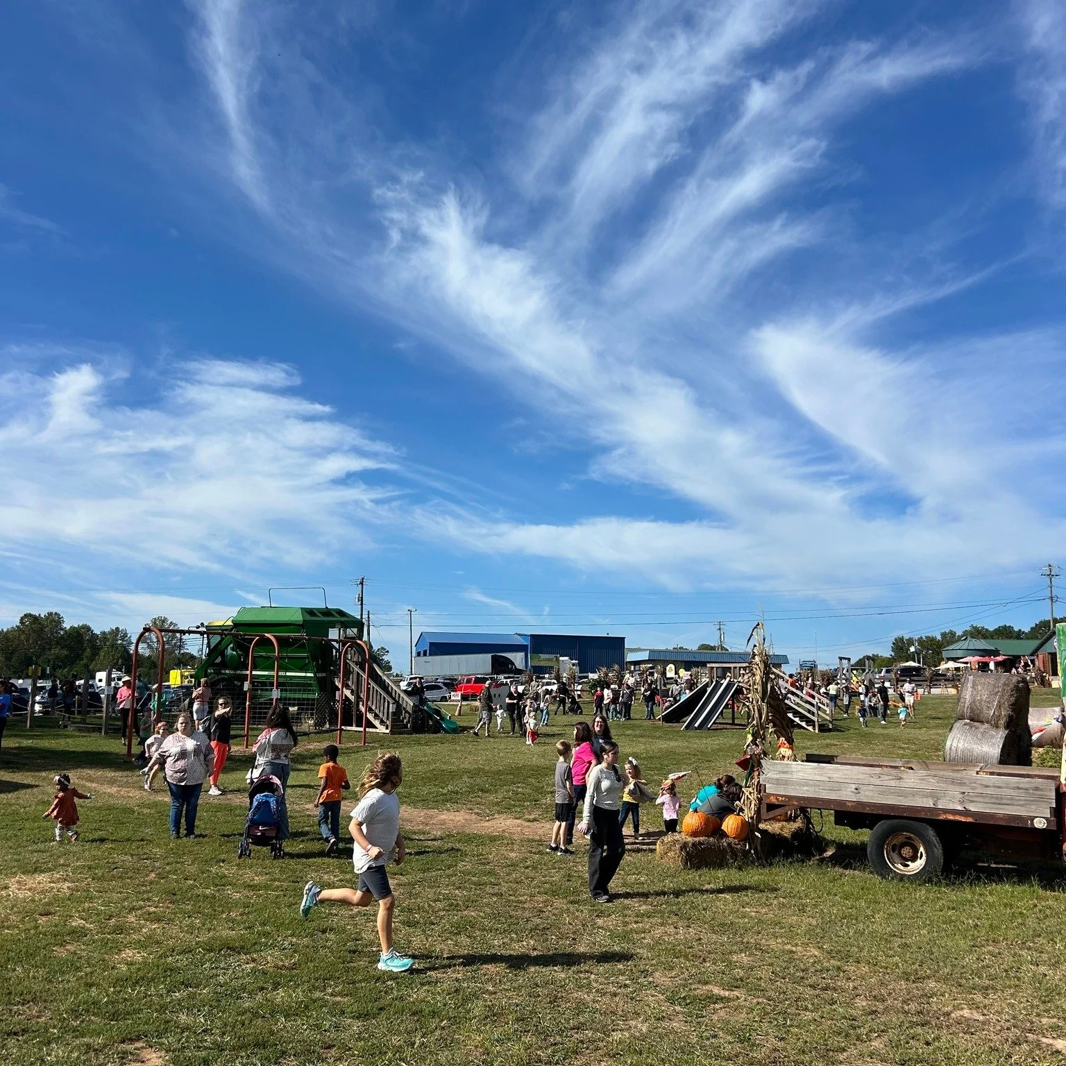 We had such a blast at Black&rsquo;s Peaches this weekend! 🍎 Families came out to enjoy the beautiful fall weather, ride hayrides, get lost in corn mazes, try out the apple launcher, and even learn how to milk cows. What a perfect fall day together!