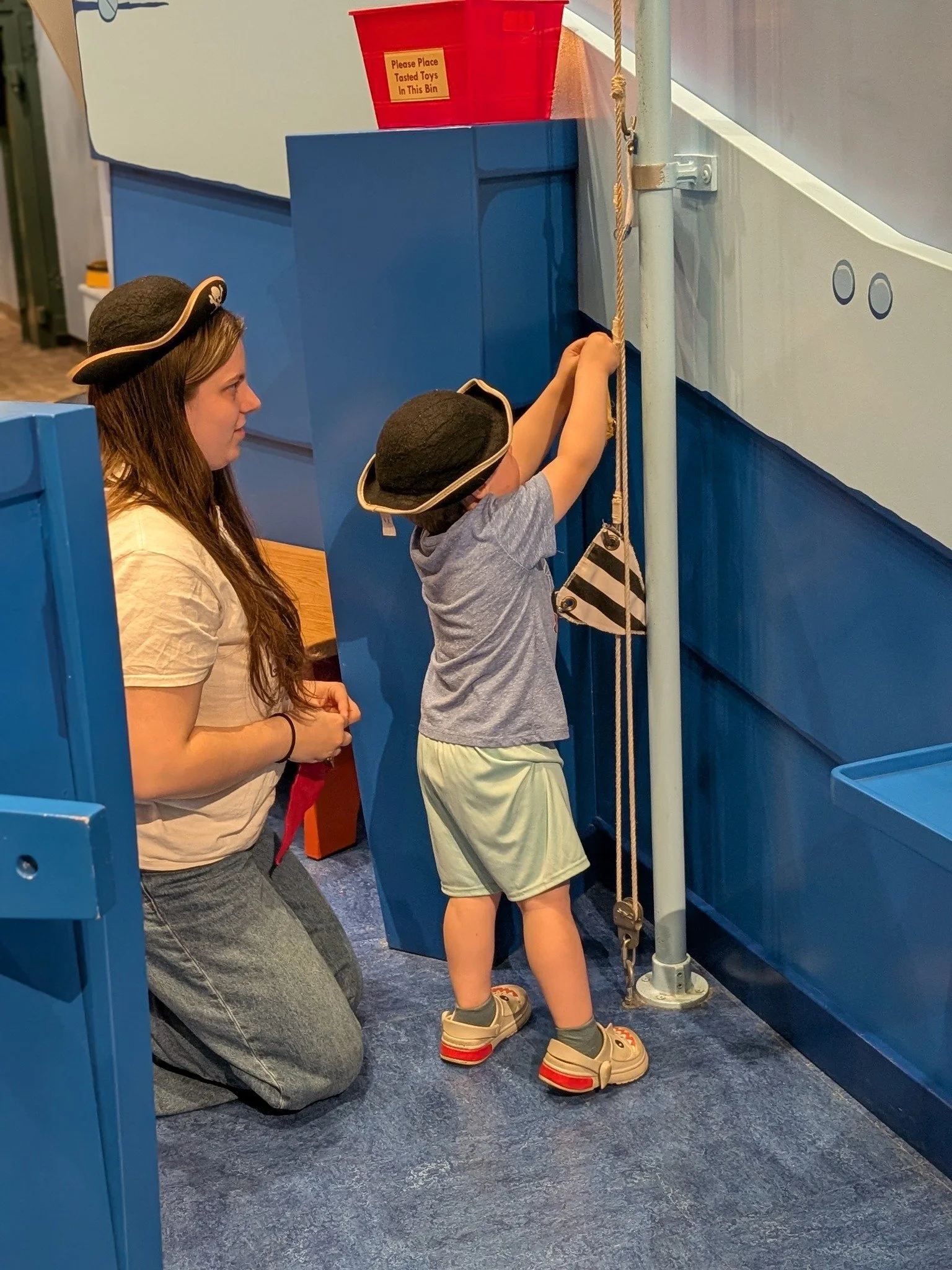 Wrapping up a busy week of connections here at Defend! 💛 We had a fun playdate at Main Street Children's Museum for the little ones, a festive Sip &lsquo;n&rsquo; Shop celebrating @plpitzer , and a lovely brunch to wrap up our women&rsquo;s Spring B