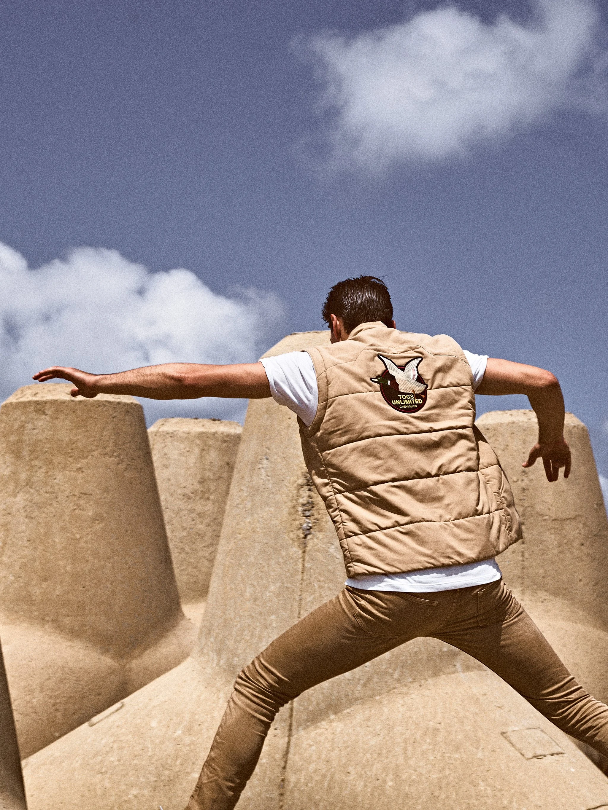 21_CHEVIGNON_SS18.jpg