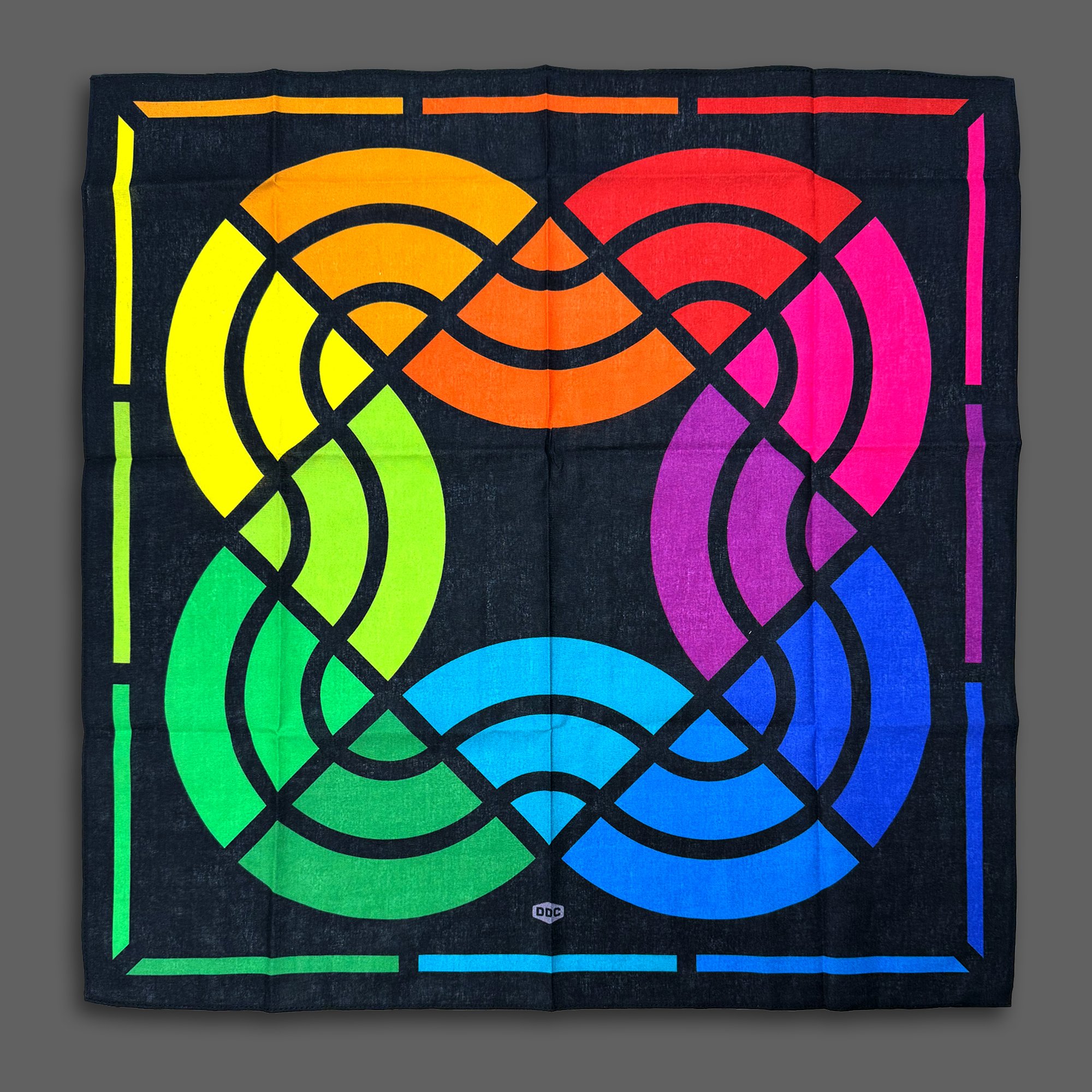 ddc-391_spectrum_loop_handkerchief_01.jpg