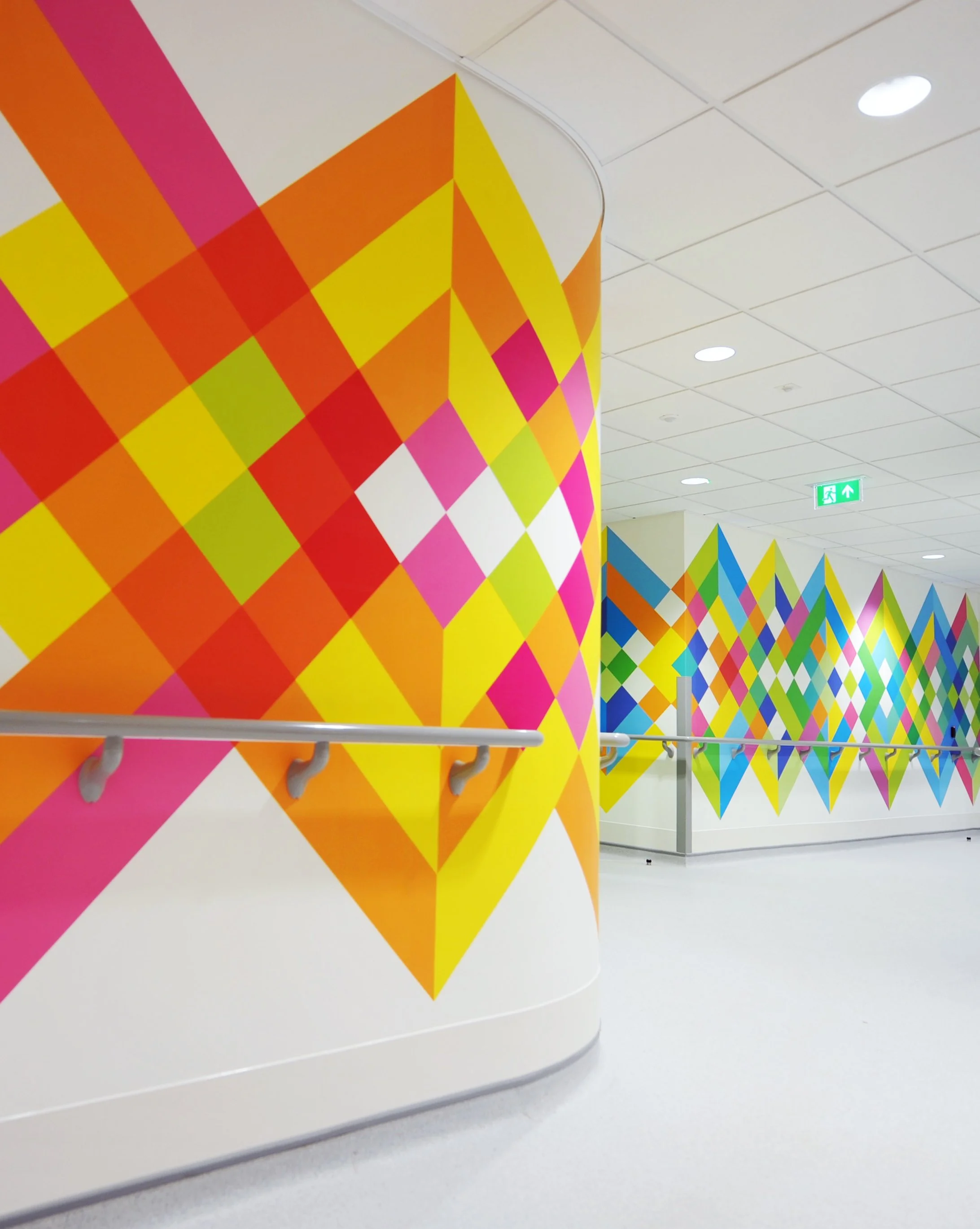 4-RAINBOW_MORAG MYERSCOUGH.jpg