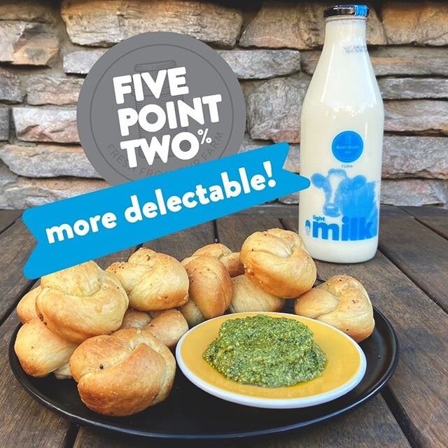 In love with garlic? TIE THE KNOT!

These garlic knots are made with Aunt Jean's light milk which makes for a fluffy dough perfect for knots and pizzas. Perfect to nibble on while the BBQ warms up! *Recipe coming soon, see our other AJ's recipes here