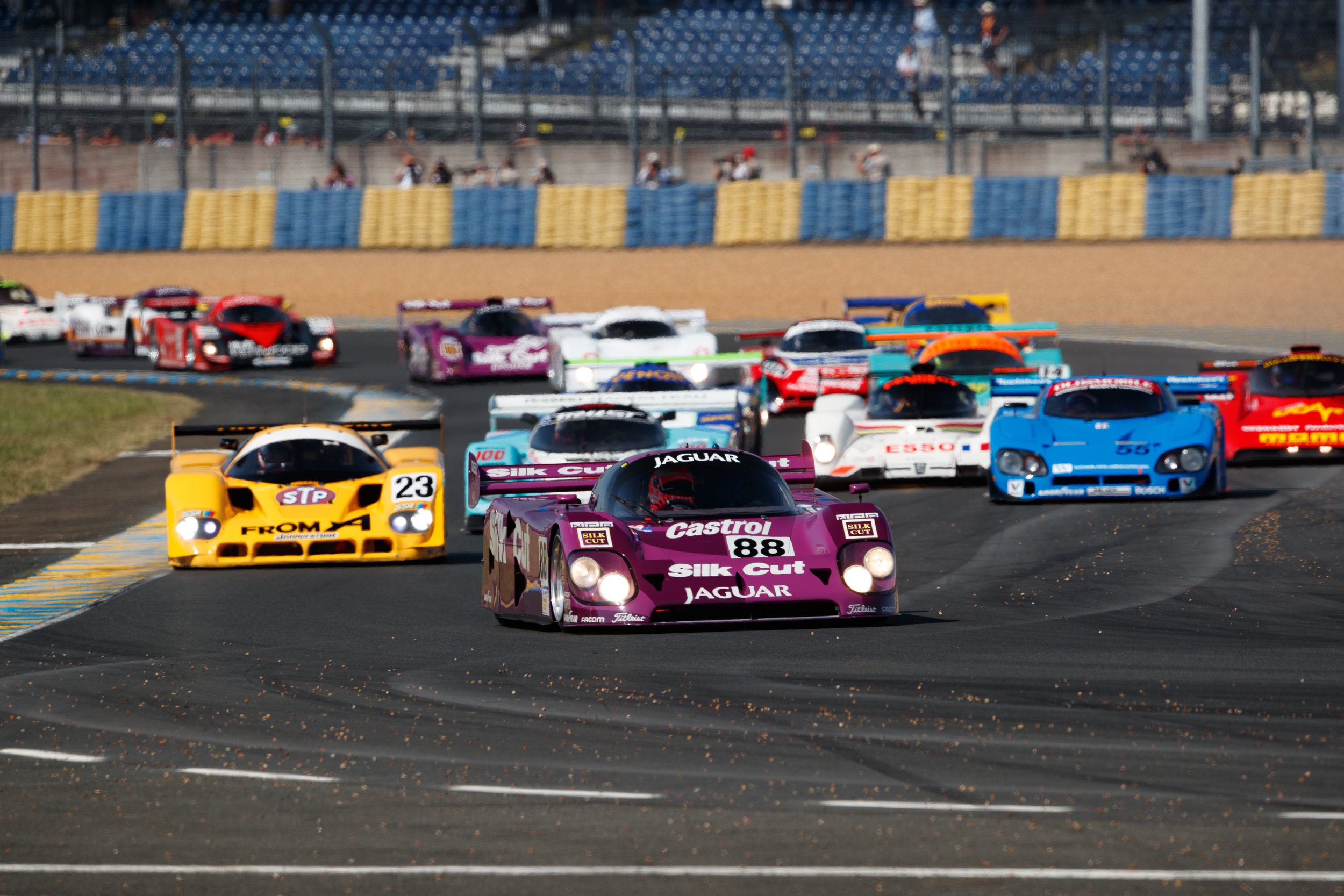 wm-jaguar-xjr12-891-11.jpg