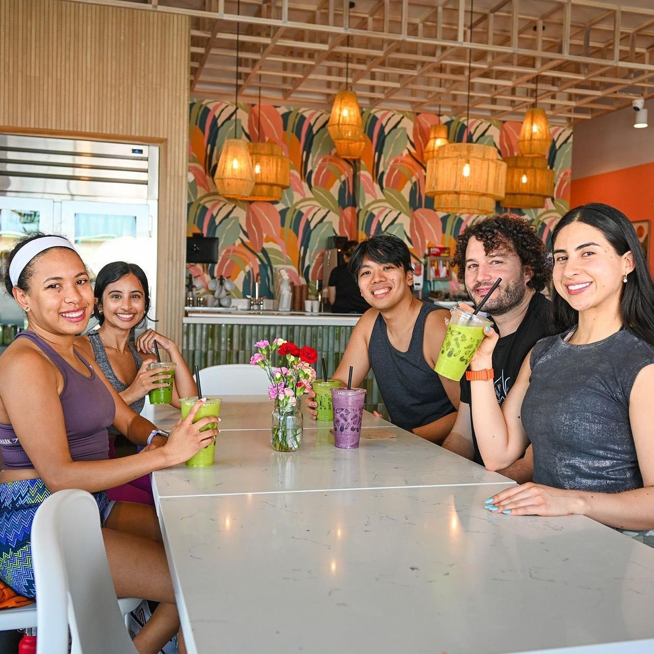 Savor the moment with friends at @juiceus_ !🌞💚 Delicious drinks, great company, and unforgettable memories await you. Tag your crew and let's make it a juice-filled afternoon! ✨

Order now through @juiceus_ app! Link in bio.

#rgv #rgvfood #area956