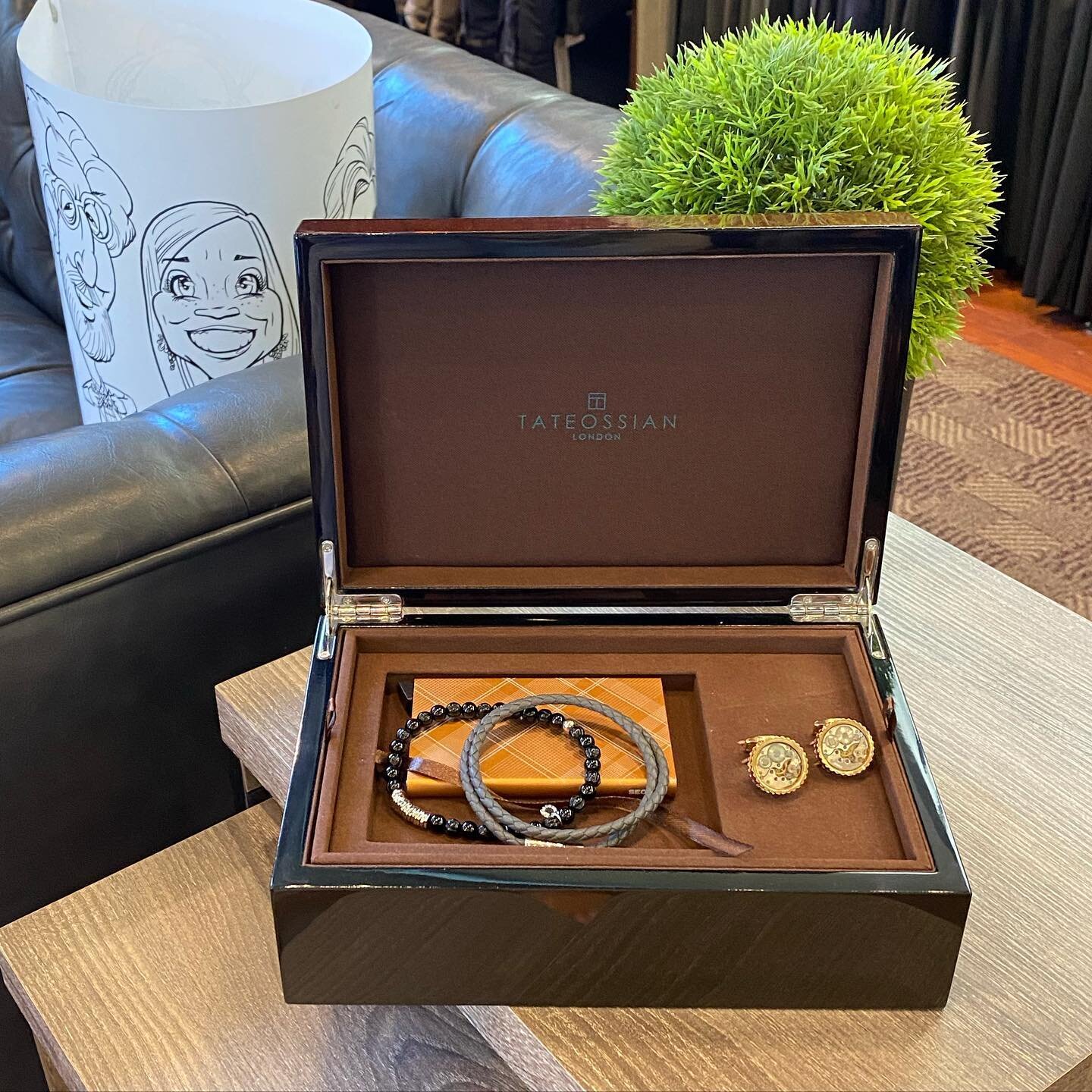 One day left to get your hands on these goodies for dad. 
Jen&rsquo;s picks:
Valet box for all the treasures. #Tateossian 
Cufflinks with moving gears. Leather and semi precious bracelets. Mind blown yet? #Tateossian 
And &hellip; The must have walle