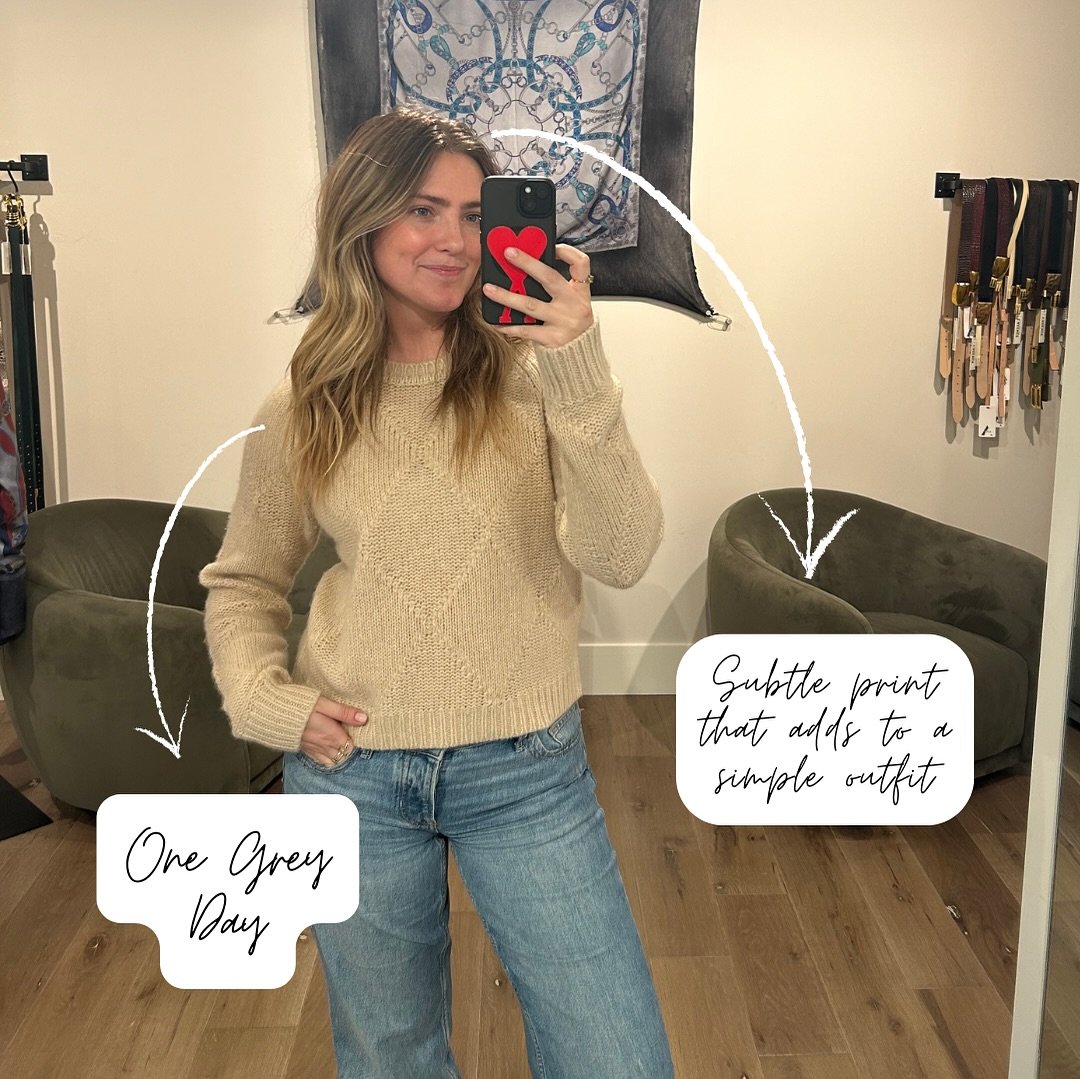 It&rsquo;s Fit Friday🧶✨ and this week we are highlighting the sweaters that keep you warm and cozy all winter!🤍