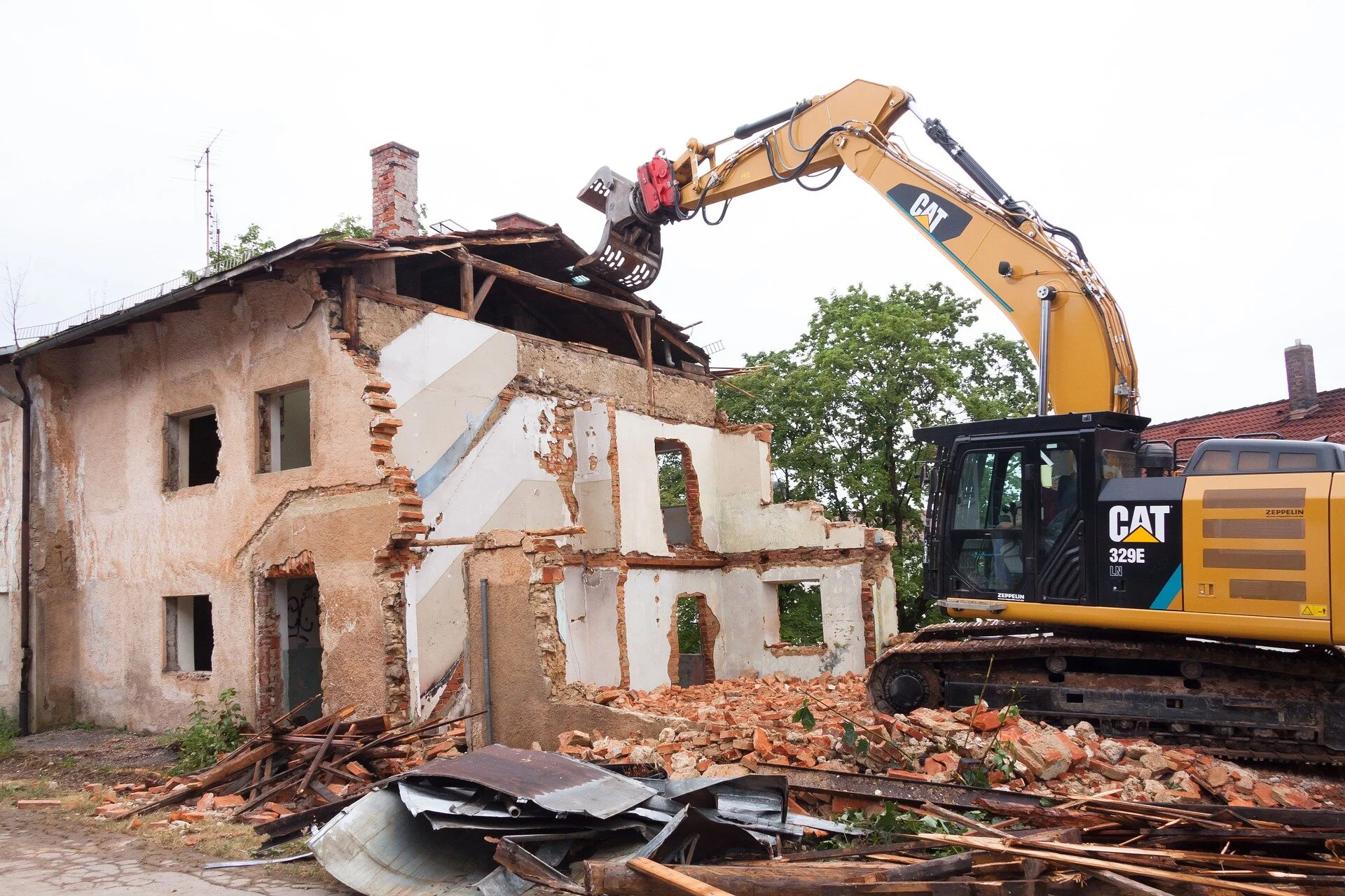 HOW LONG DOES IT TAKE TO DEMOLISH A HOUSE IN PERTH? — Promenade Homes