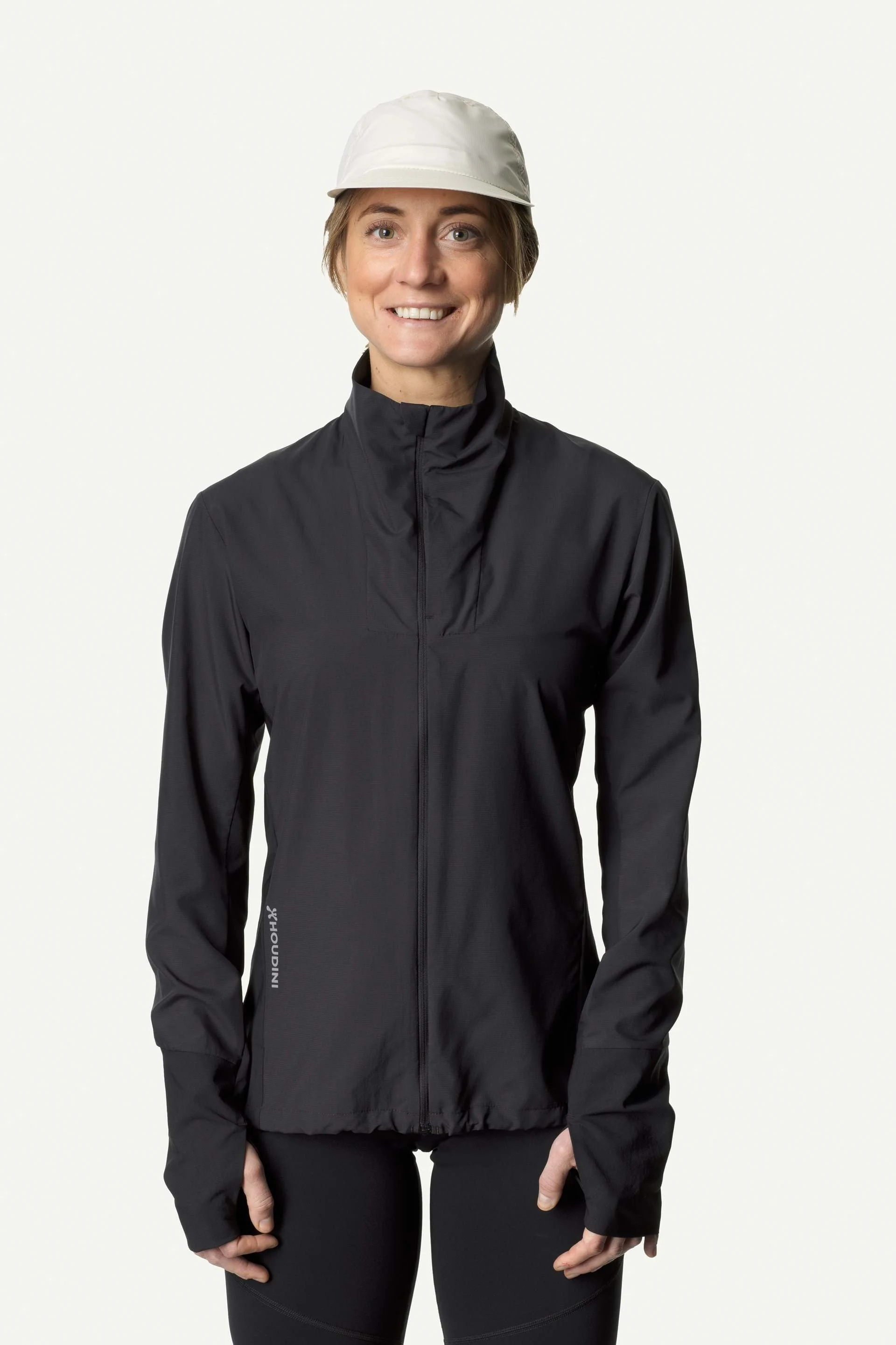 Ws-Pace-Wind-Jacket_True-Black_840006_900_P_F_1214_C_low.jpg