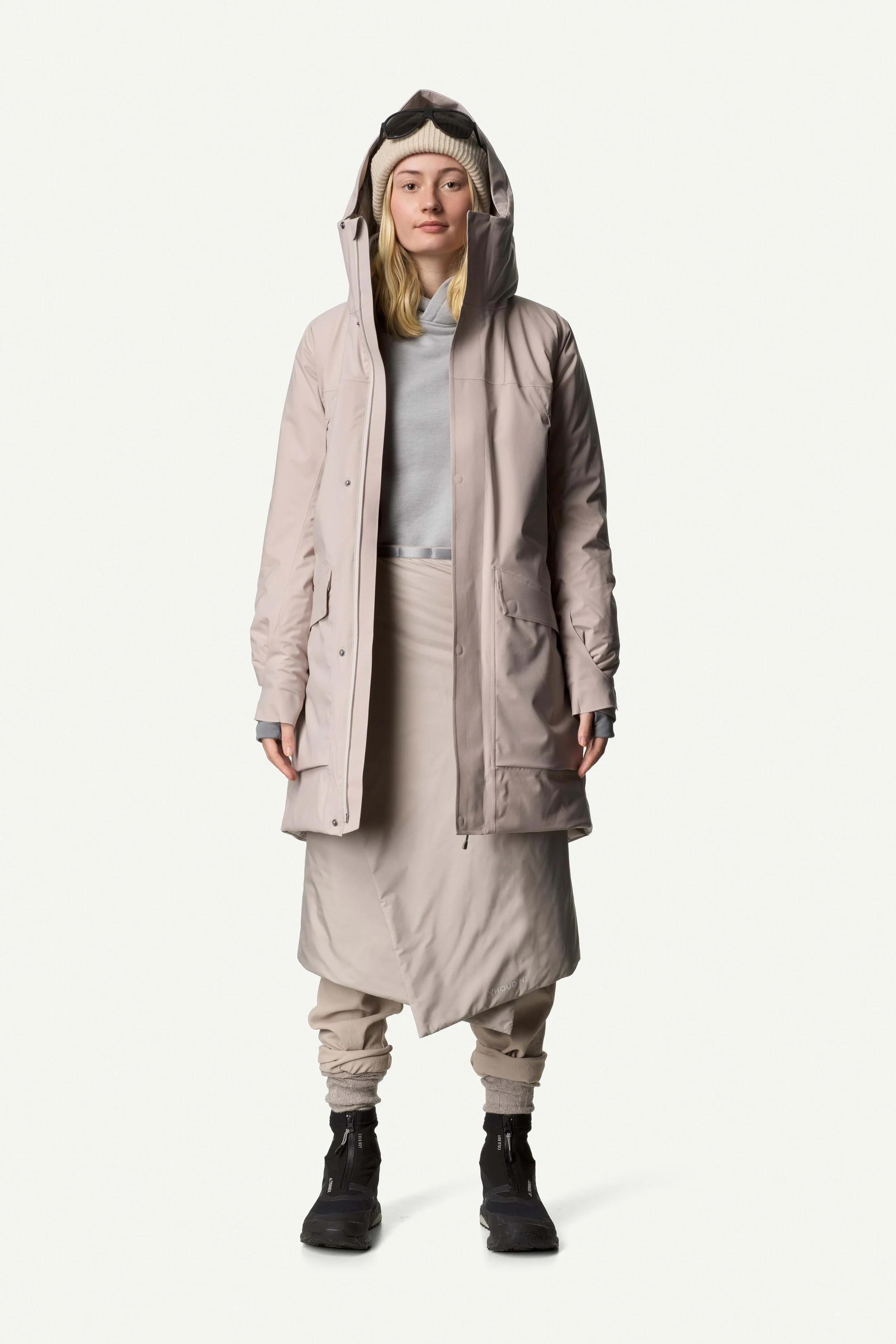 Ws-Puffy-Square_Sandstorm-set-image-2.jpg