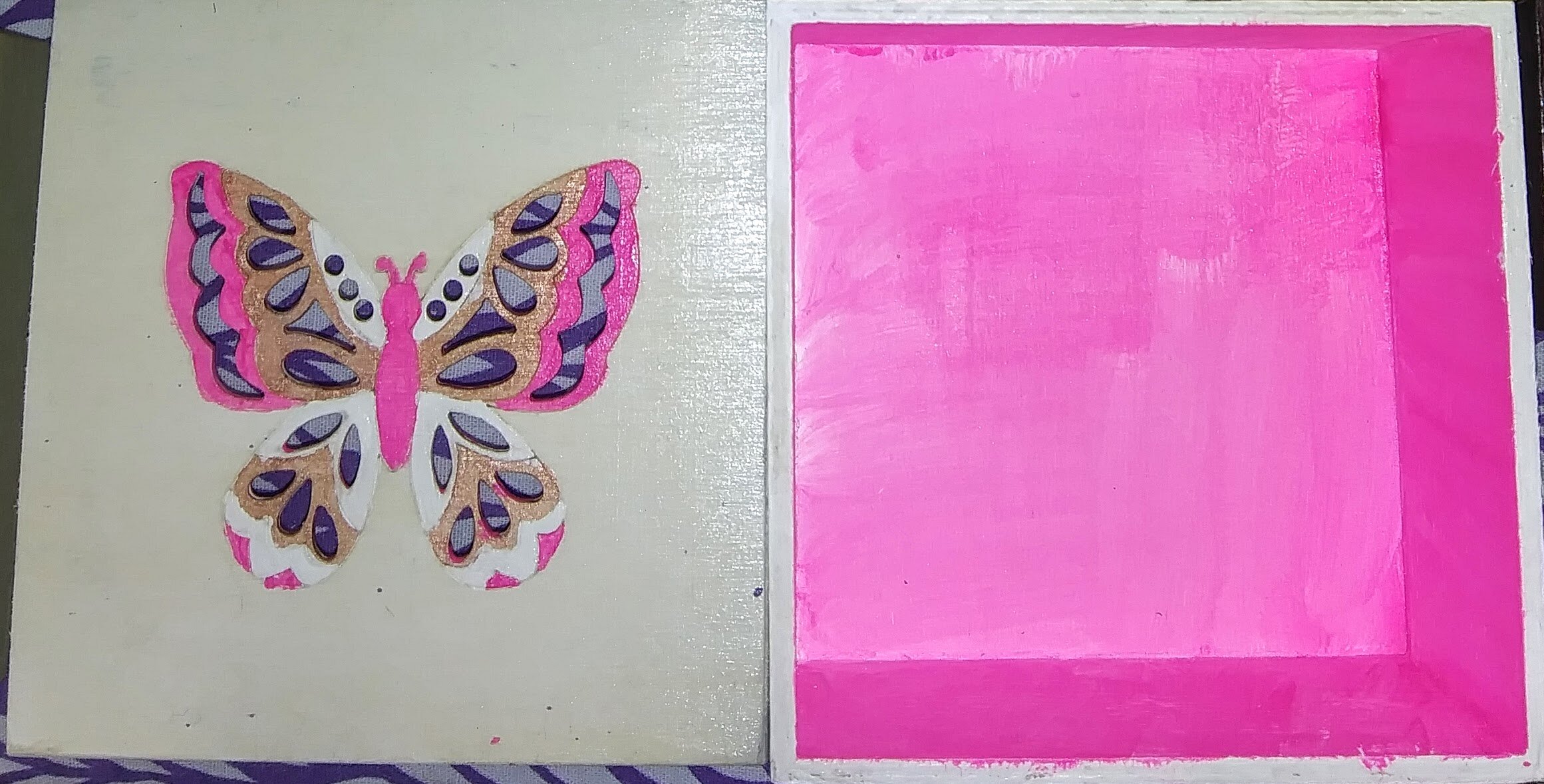 Pink Butterfly Box txt 014-2020