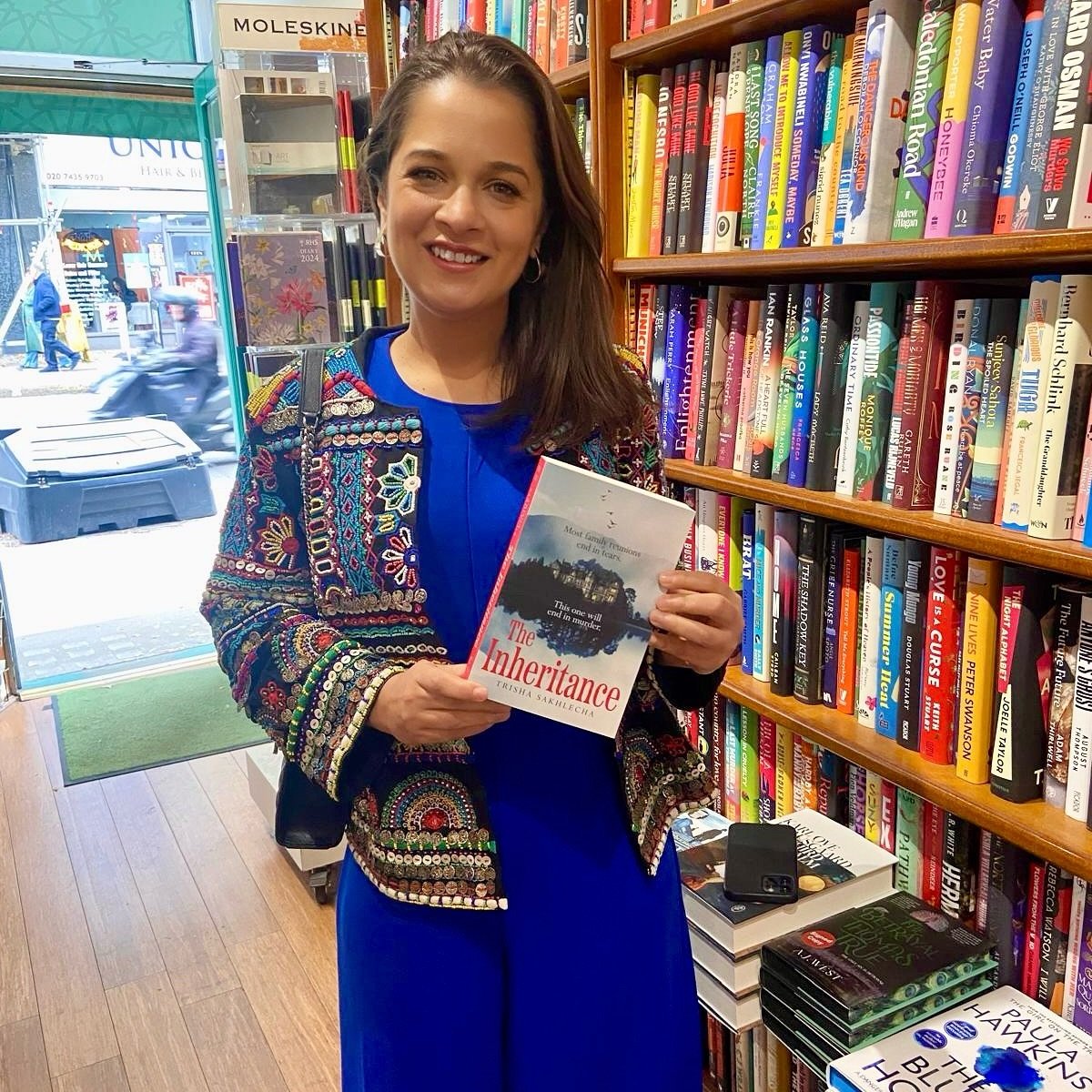 Coming to London always feels like coming home, and the fact that I got to spend 🪔 Diwali gallivanting around London with my editor, Selina Walker, doing all sorts of bookish things made the visit even sweeter.

I spent the day visiting some beautif